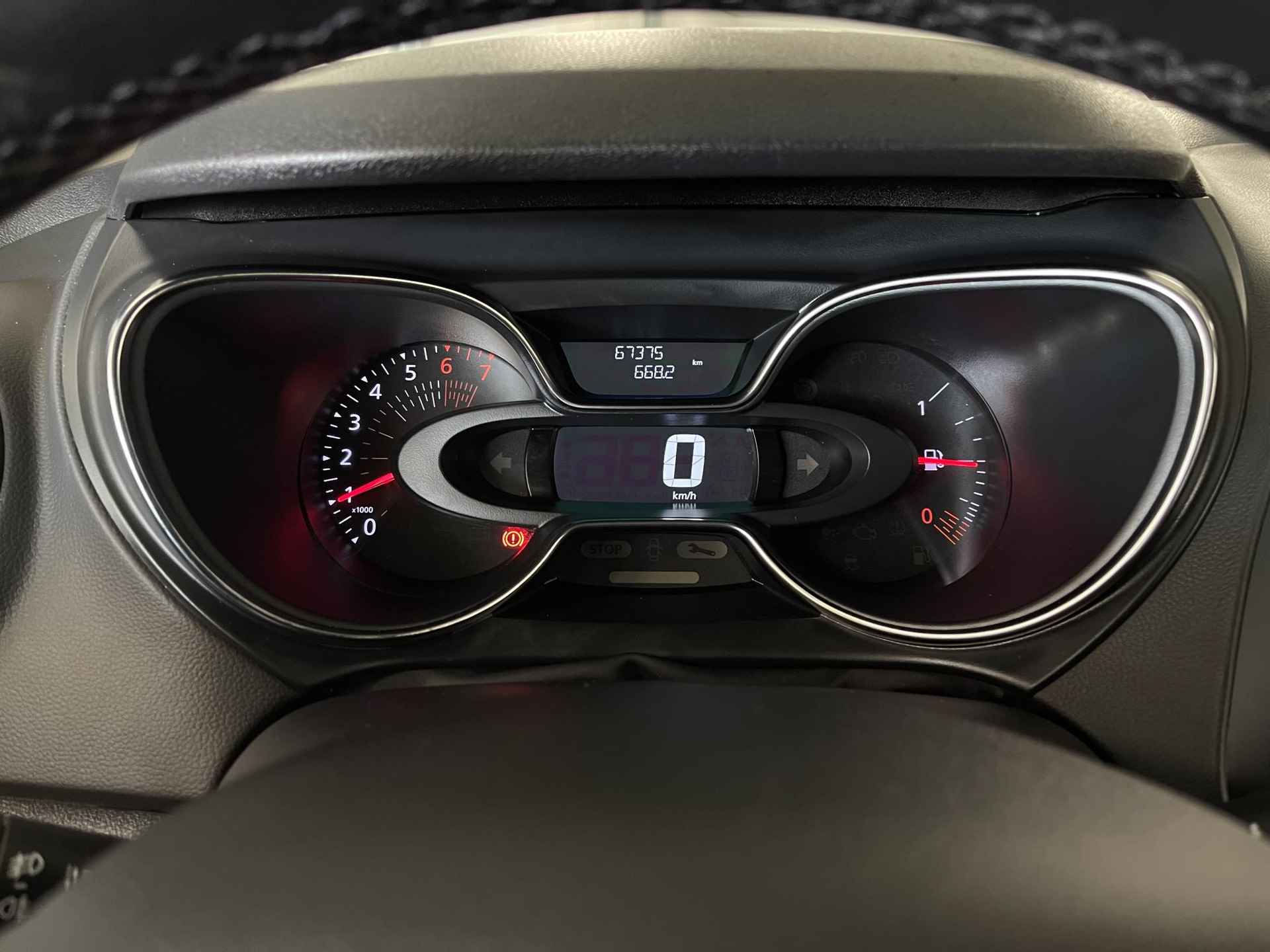 Renault Captur 0.9 TCe Intens | Navigatie | Camera | Apple Carplay/Android Auto | Keyless Entry | Park. Sensoren | Cruise & Climate Control | Rijklaarprijs! - 25/26