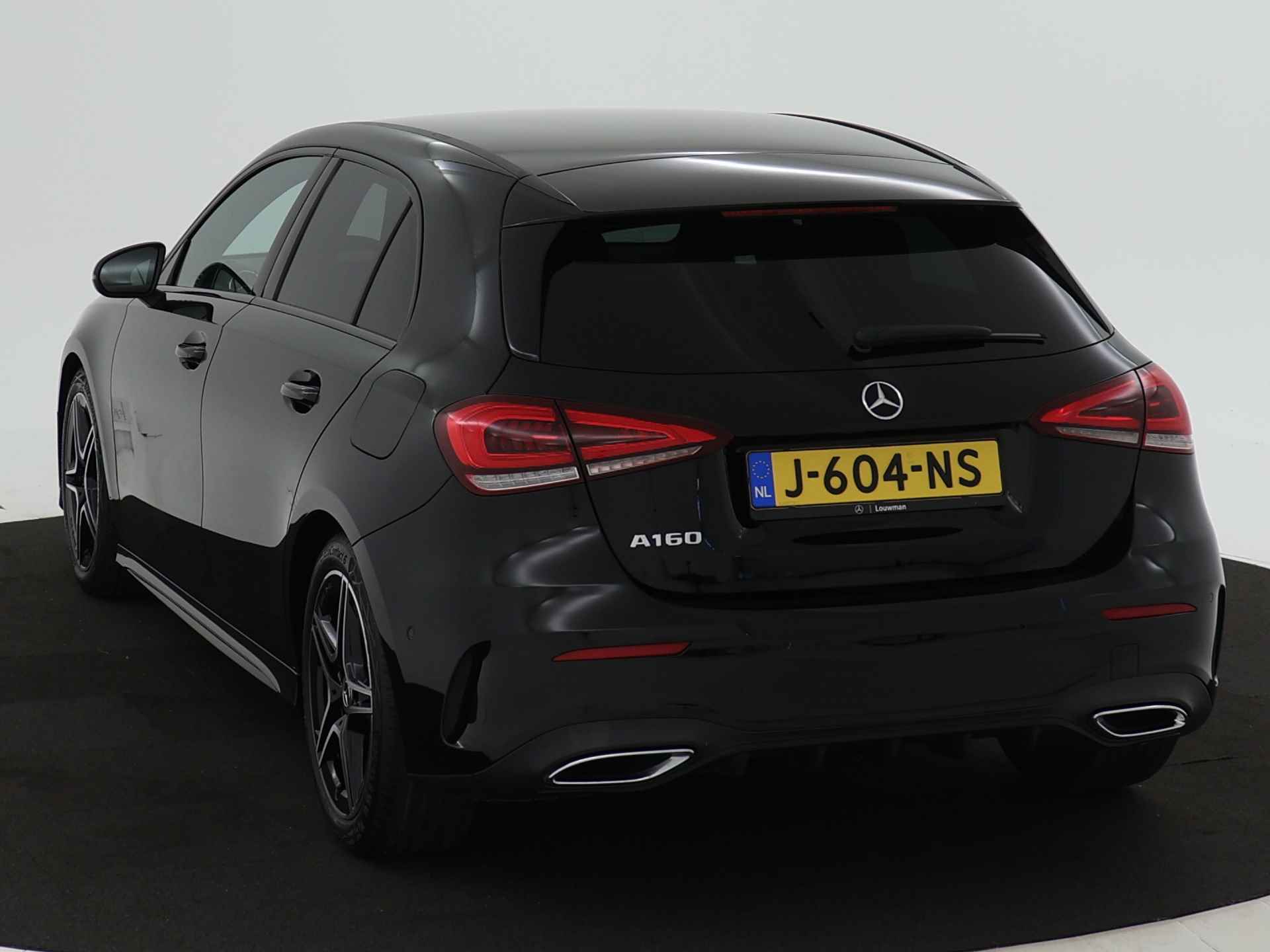 Mercedes-Benz A-Klasse 160 Business Solution AMG | AMG Styling | Night Pakket | Sfeerverlichting | Achteruitrijcamera | Inclusief 24 maanden MB Certified garantie voor Europa. - 18/43