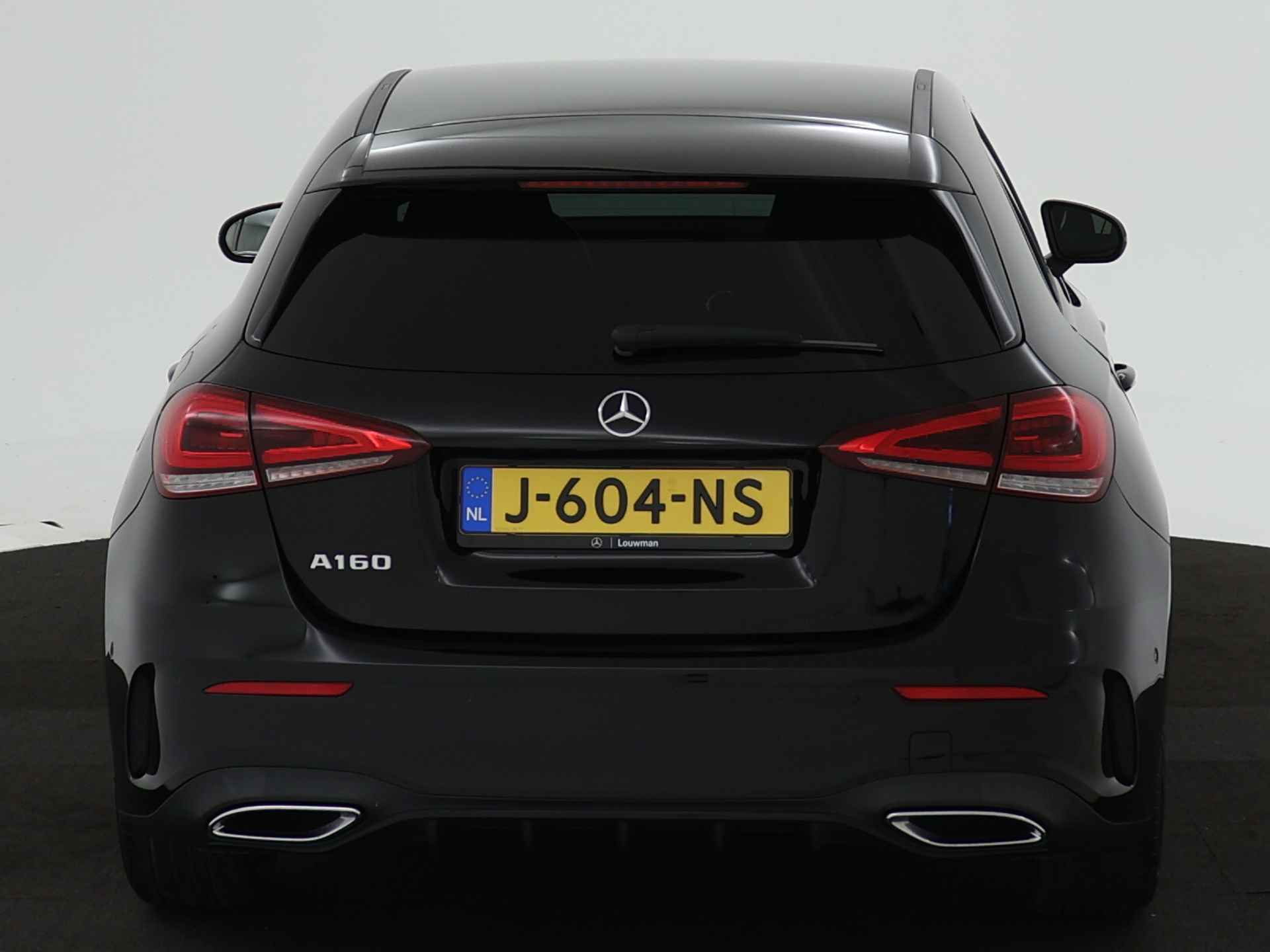 Mercedes-Benz A-Klasse 160 Business Solution AMG | AMG Styling | Night Pakket | Sfeerverlichting | Achteruitrijcamera | Inclusief 24 maanden MB Certified garantie voor Europa. - 29/43