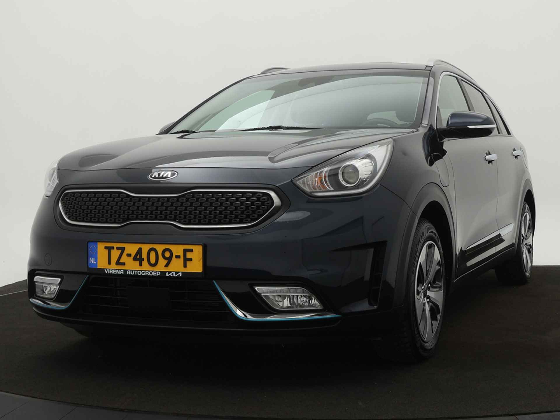 Kia Niro 1.6 GDi PHEV DynamicPlusLine - Lederen bekleding - Navigatie - Stoelverwarming - Climate Control - Fabrieksgarantie tot 11-2025 - 3/49