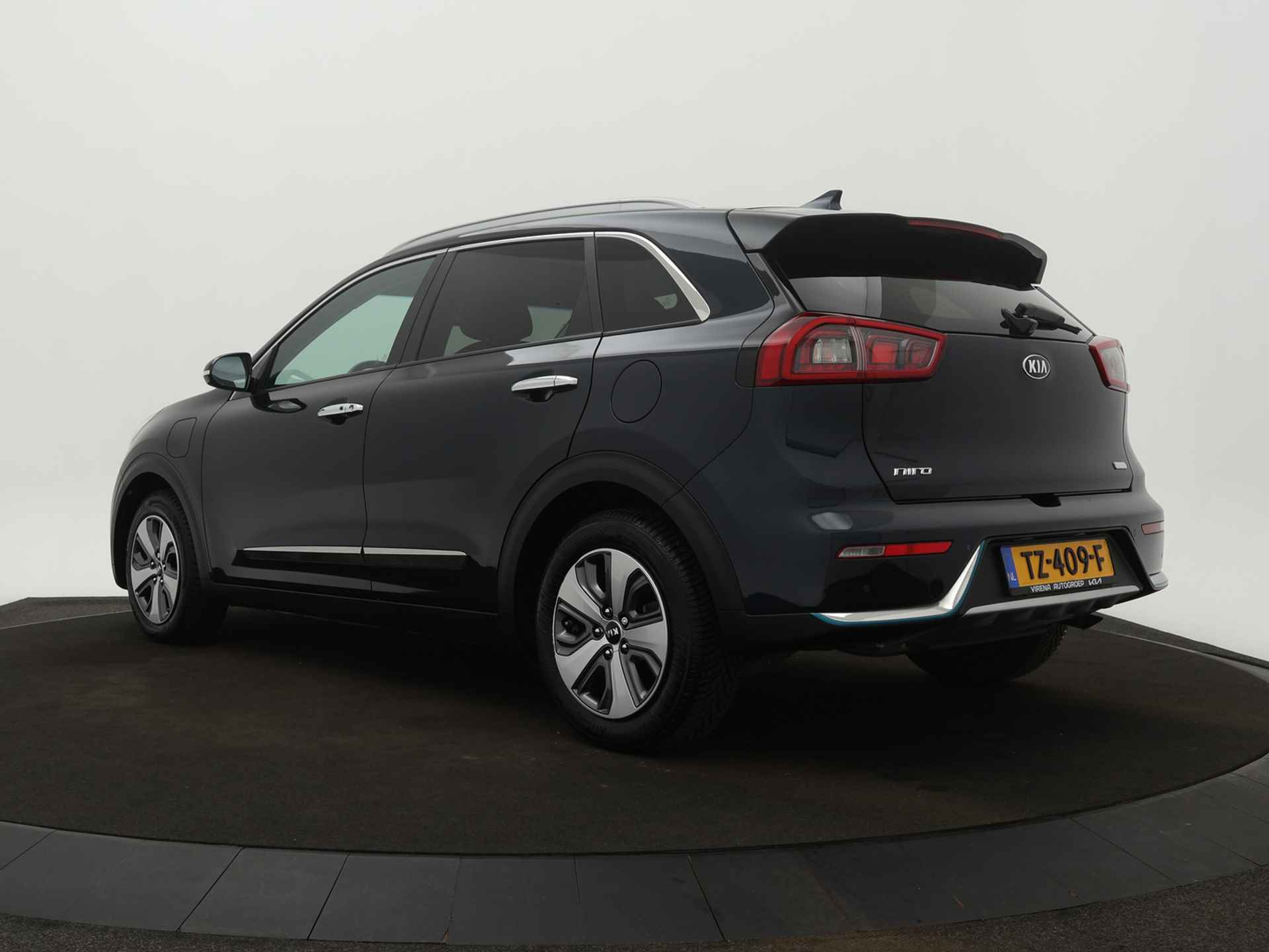 Kia Niro 1.6 GDi PHEV DynamicPlusLine - Lederen bekleding - Navigatie - Stoelverwarming - Climate Control - Fabrieksgarantie tot 11-2025 - 6/49