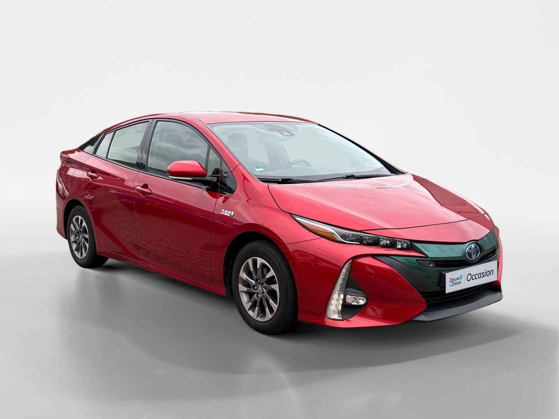 Toyota Prius 1.8 Plug-in Business Plus | JBL | Camera | Head-up | Navigatie | Leder | - 6/41