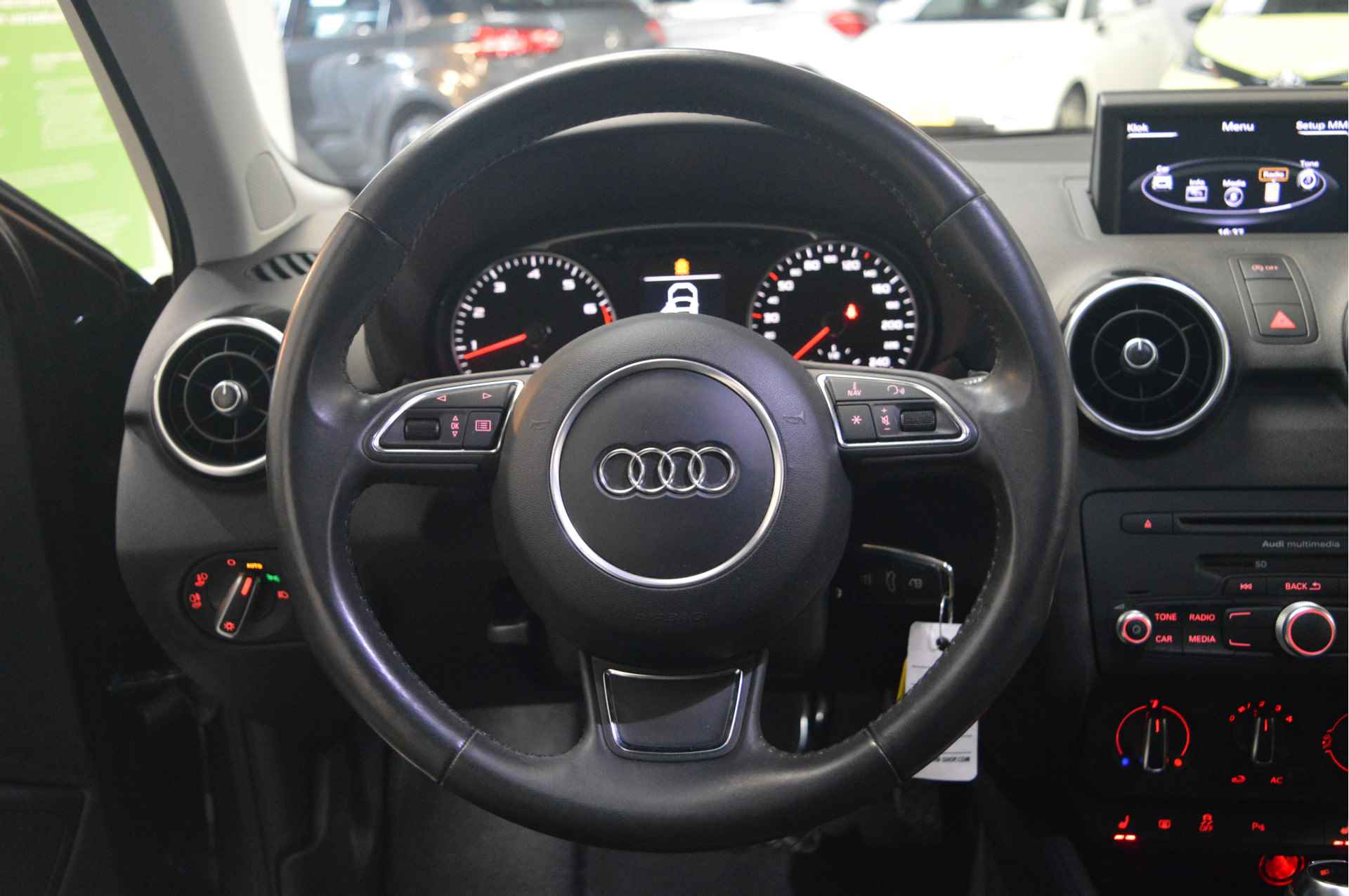 Audi A1 1.4 TFSI Ambition Pro Line Business // AUTOMAAT // 86.000 km // AIRCO // PANO // PDC V&A // NAVI // - 14/30