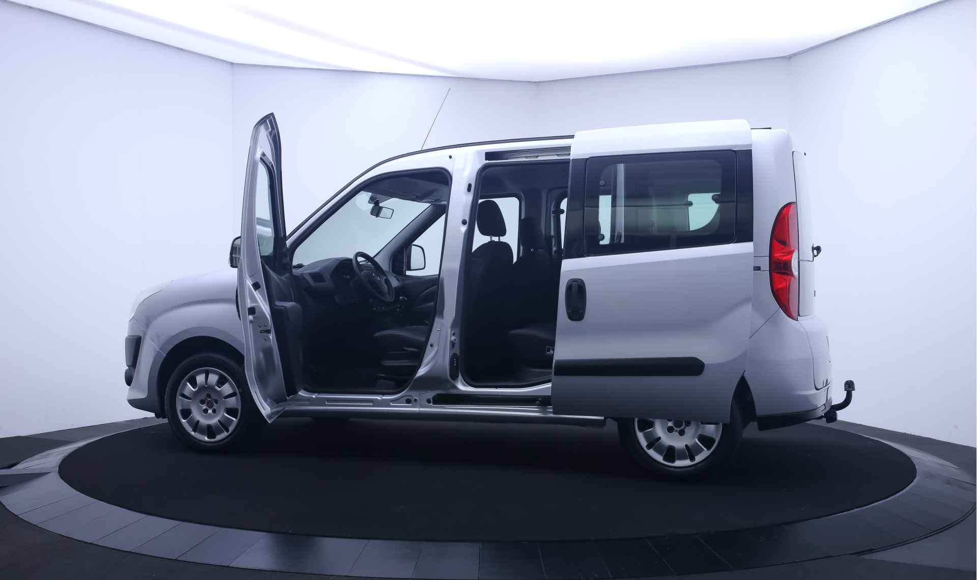 Fiat Doblò 1.4 Dynamic 7p. AIRCO/ELEK PAKKET/TREKHAAK - 9/19