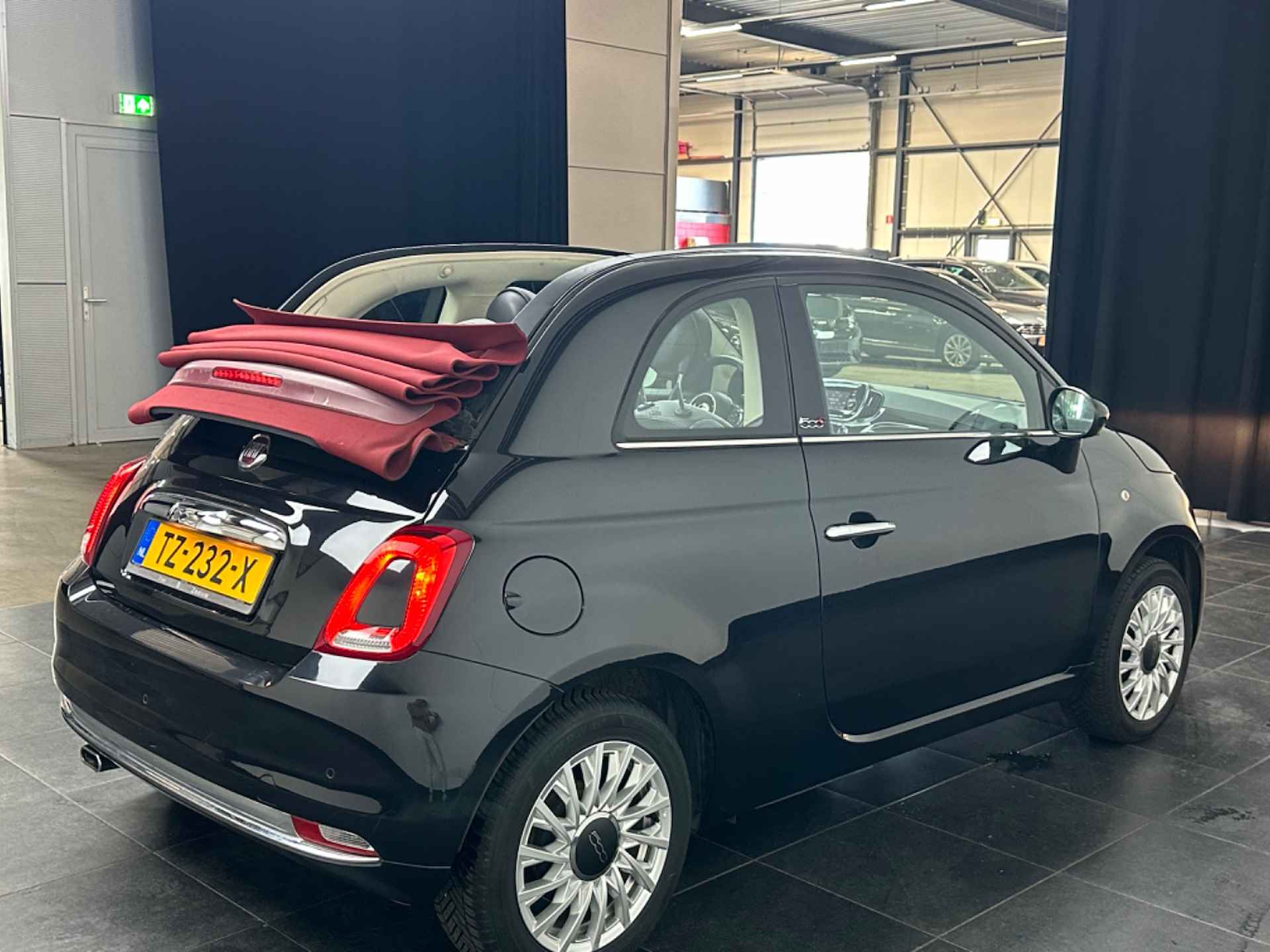 Fiat 500C 1.2 Lounge Automaat | Navigatie | Climate Control | Parkeersensoren | Bluetooth-Telefoonverbinding | !! - 4/21