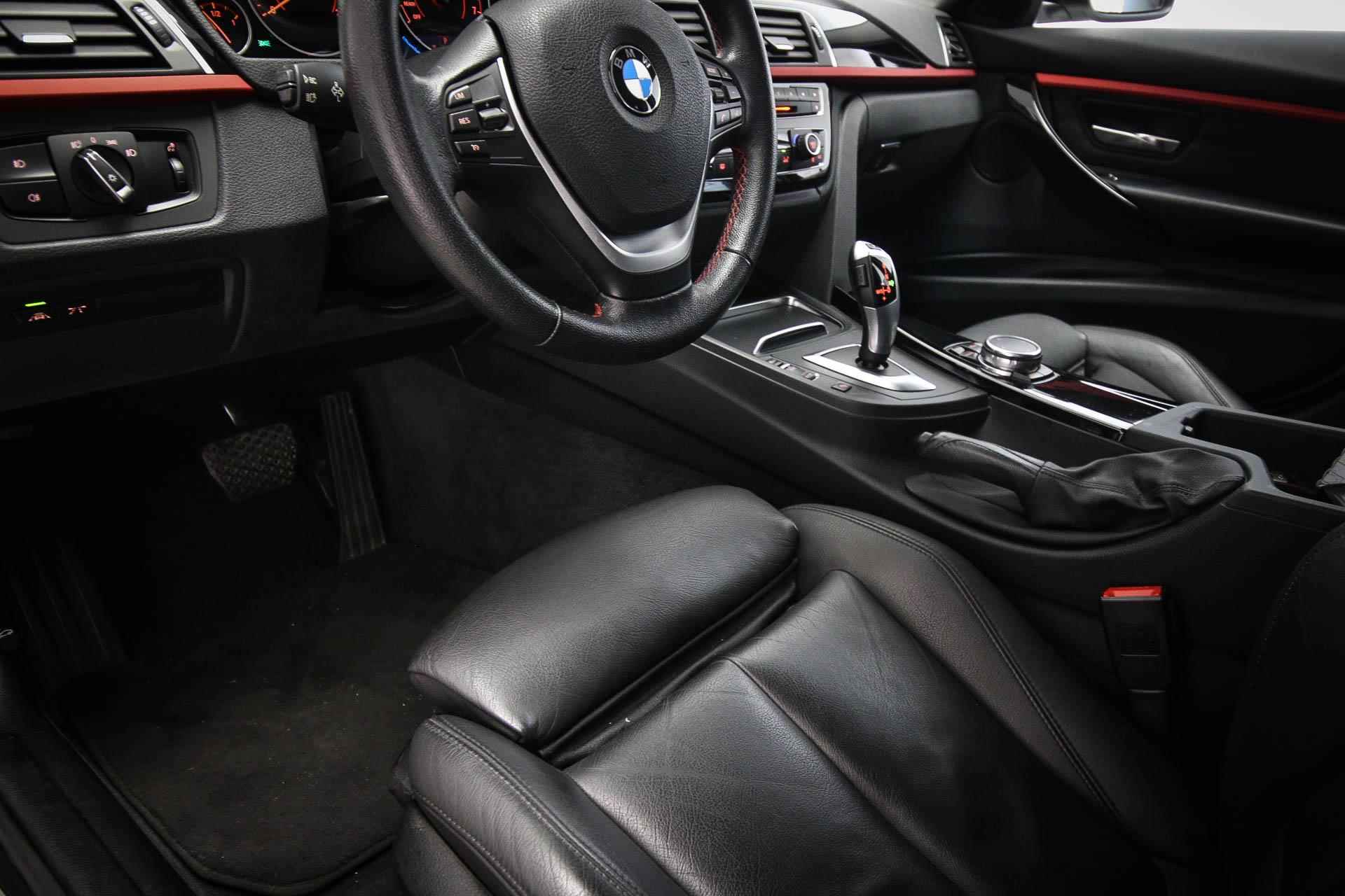 BMW 3-serie Touring 318i Sport | COMFORT / HIGH EXECUTIVE- PACK | ADAPTIVE LED | HEAD UP | LEDER | DAB | 17" | DEALER ONDERHOUDEN - 23/53
