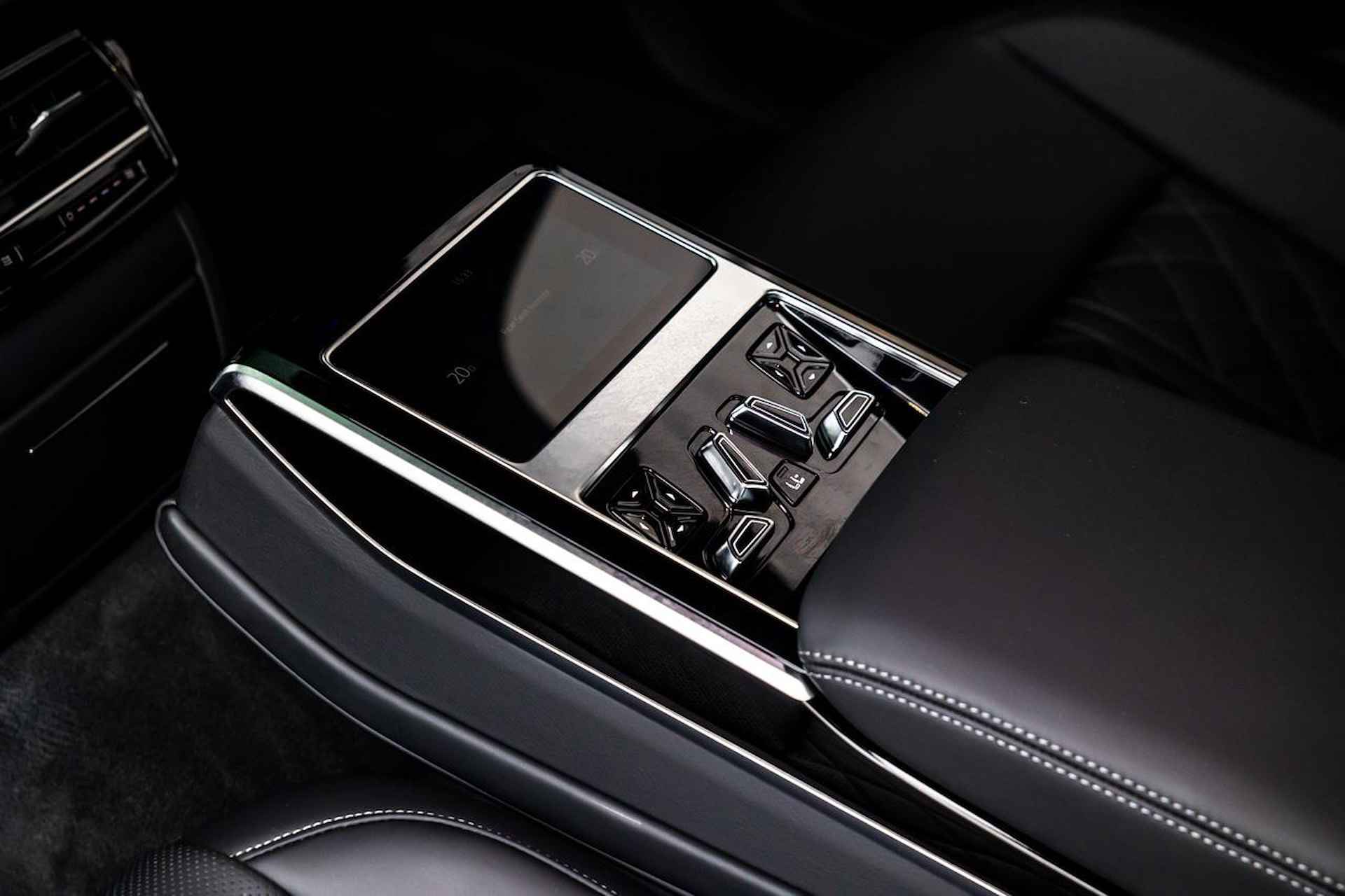 Audi A8 60 TFSIe 462pk Quattro S-Line | Head-up Display | Panoramadak | Digital Matrix LED - 24/55