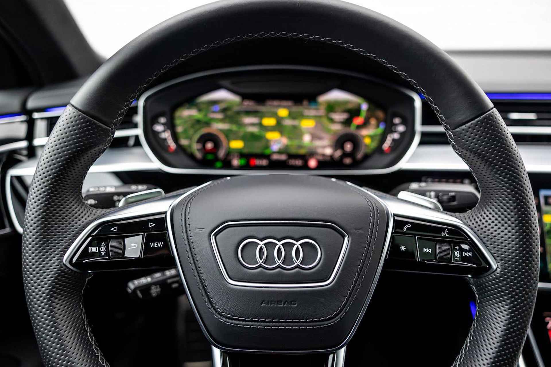 Audi A8 60 TFSIe 462pk Quattro S-Line | Head-up Display | Panoramadak | Digital Matrix LED - 26/55