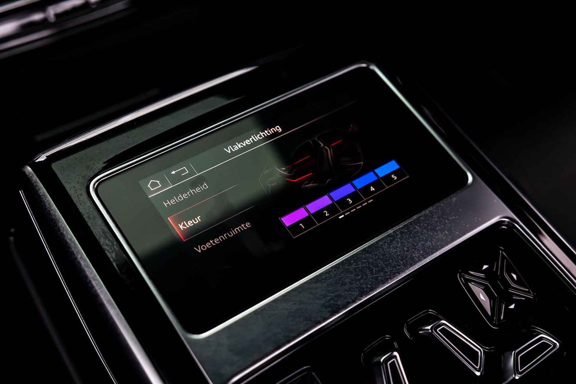 Audi A8 60 TFSIe 462pk Quattro S-Line | Head-up Display | Panoramadak | Digital Matrix LED - 51/55
