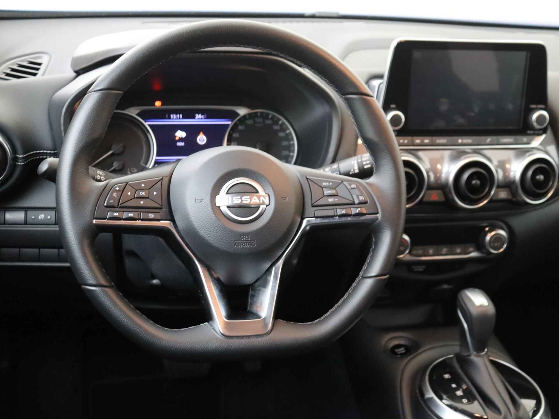 Nissan Juke 1.6 Hybrid N-Connecta - 6/26