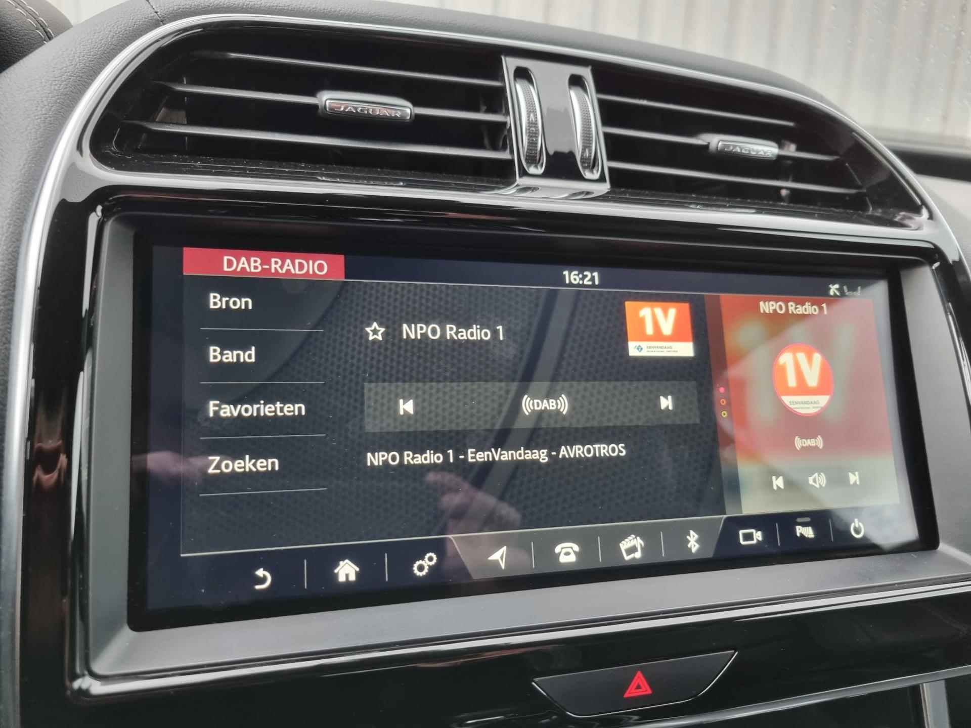 Jaguar XE 2.0 D180 R-Dynamic SE VAN 1e EIGENAAR | CARPLAY | - 34/57