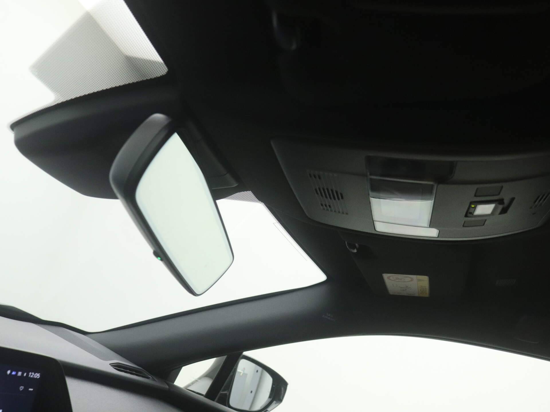 Lexus UX 250h Preference Line *Demo* | Apple Carplay / Android Auto | - 27/39