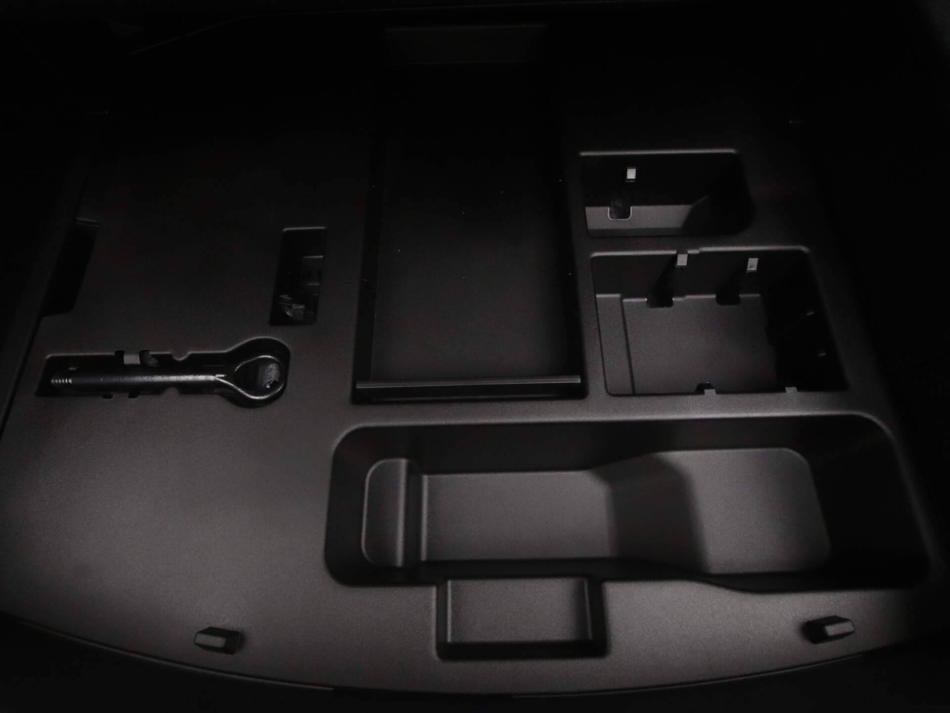 Lexus UX 250h Preference Line *Demo* | Apple Carplay / Android Auto | - 34/39