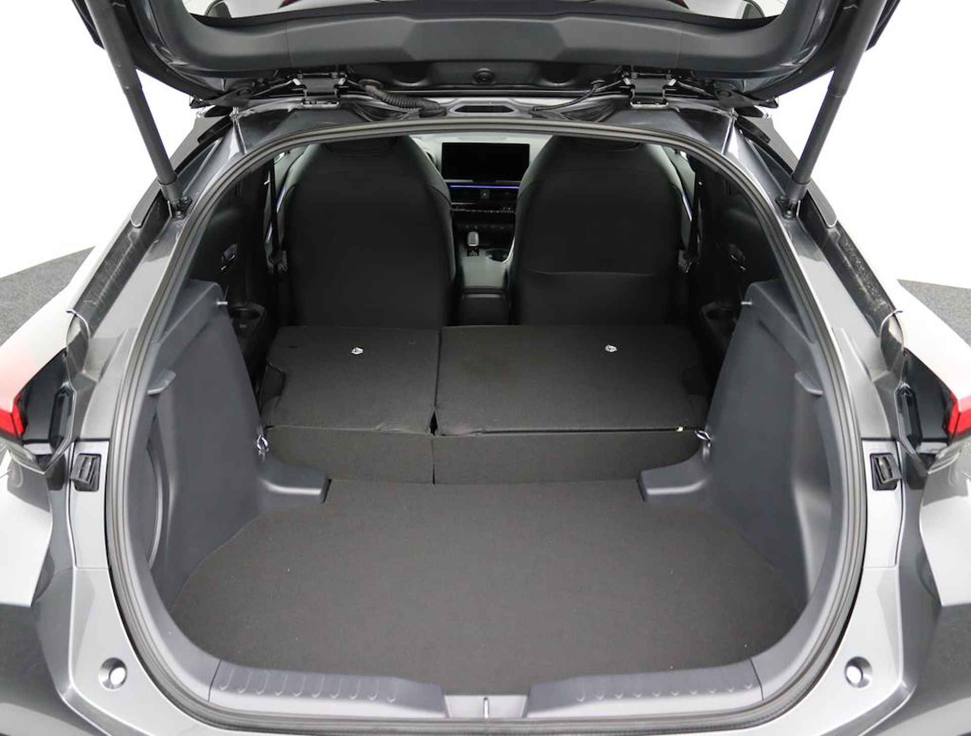 Toyota C-HR 1.8 Hybrid Executive | Next Generation Pack | Panorama Dak | JBL | Head Up Display | BI-Tone | 10 Jaar Garantie | - 34/66