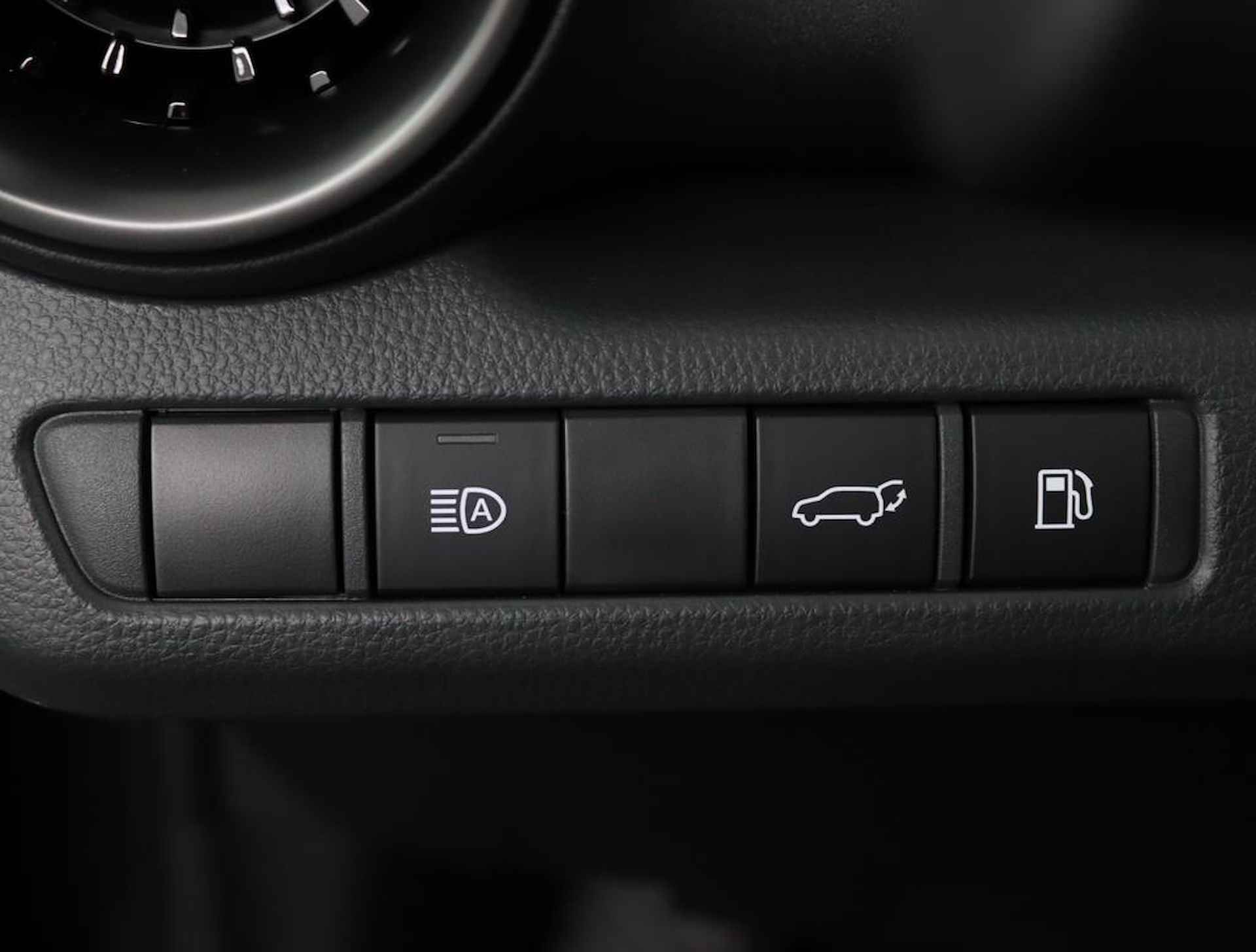Toyota C-HR 1.8 Hybrid Executive | Next Generation Pack | Panorama Dak | JBL | Head Up Display | BI-Tone | 10 Jaar Garantie | - 38/66