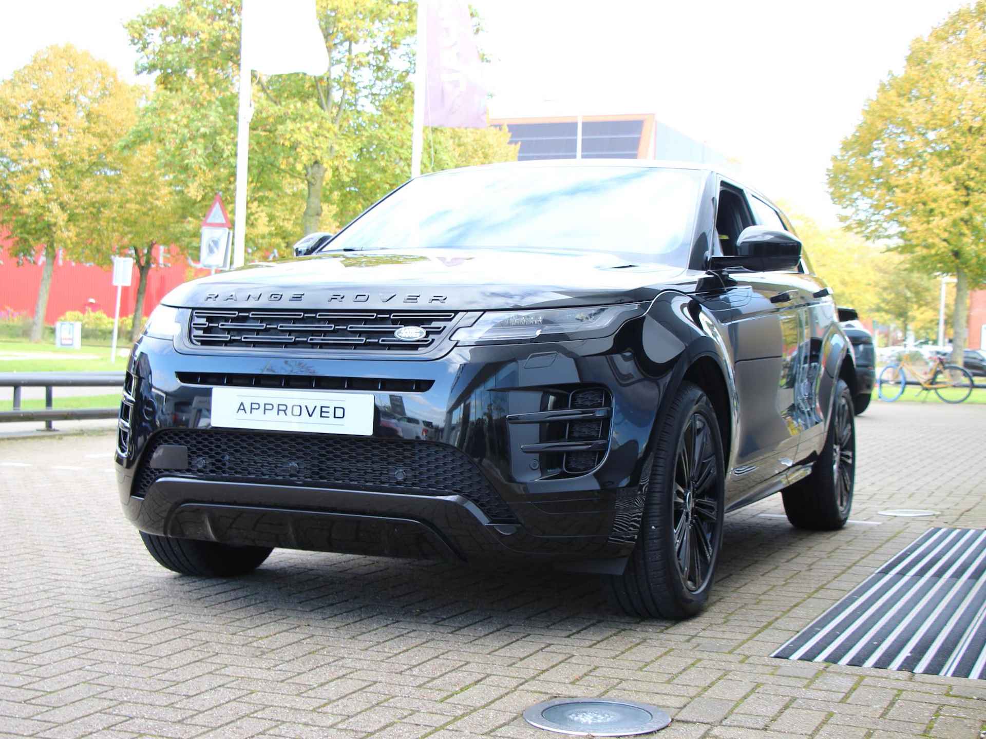 Land Rover Range Rover Evoque P300e PHEV AWD Dynamic SE - 5/38