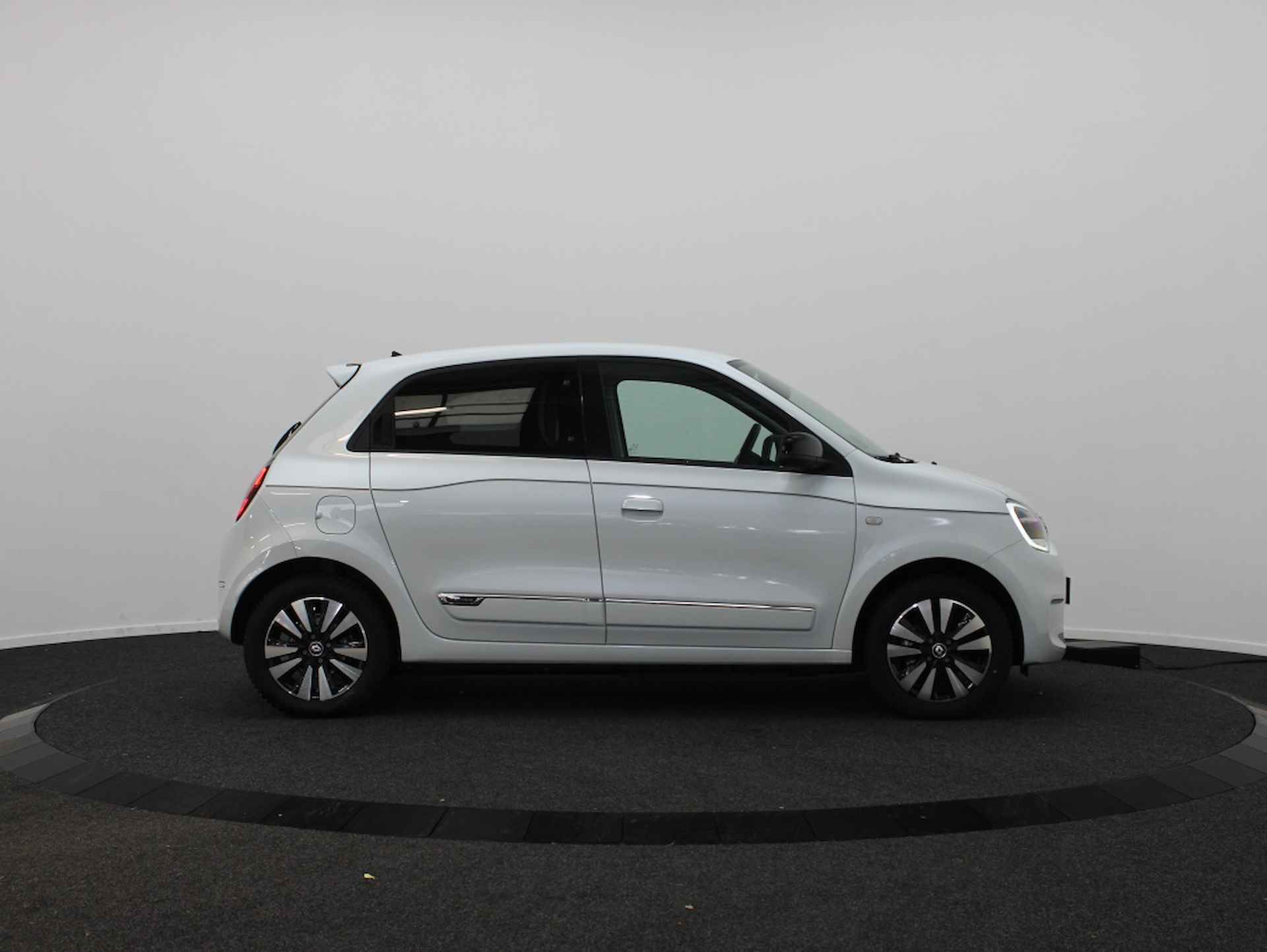 Renault Twingo  Electric Techno | Private lease 339 p.m. - 7/27