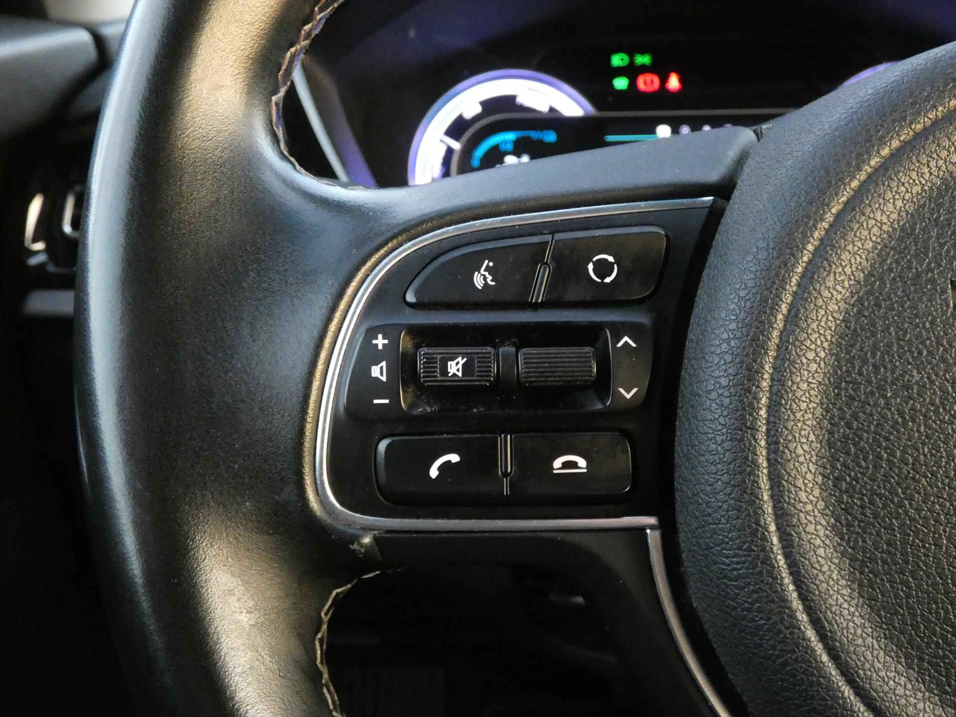 KIA Niro 1.6 GDi Hybrid 141pk DCT6 DynamicLine | Carplay | Camera | - 17/39