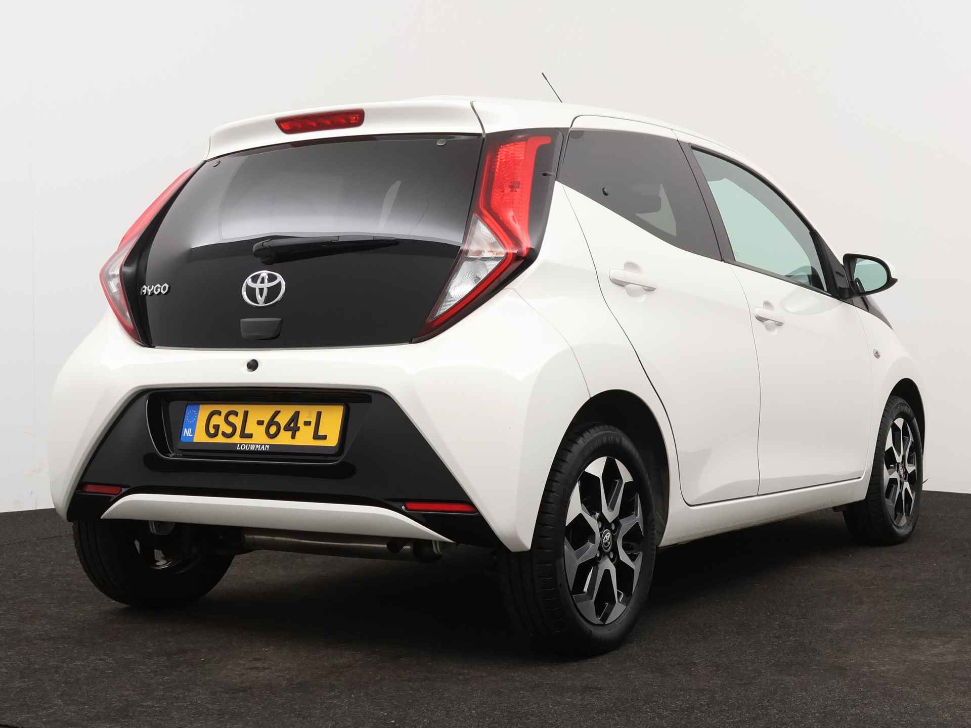 Toyota Aygo 1.0 X-Joy Limited | Airco | LM velgen | Camera | Apple Carplay/Android Auto | - 3/42