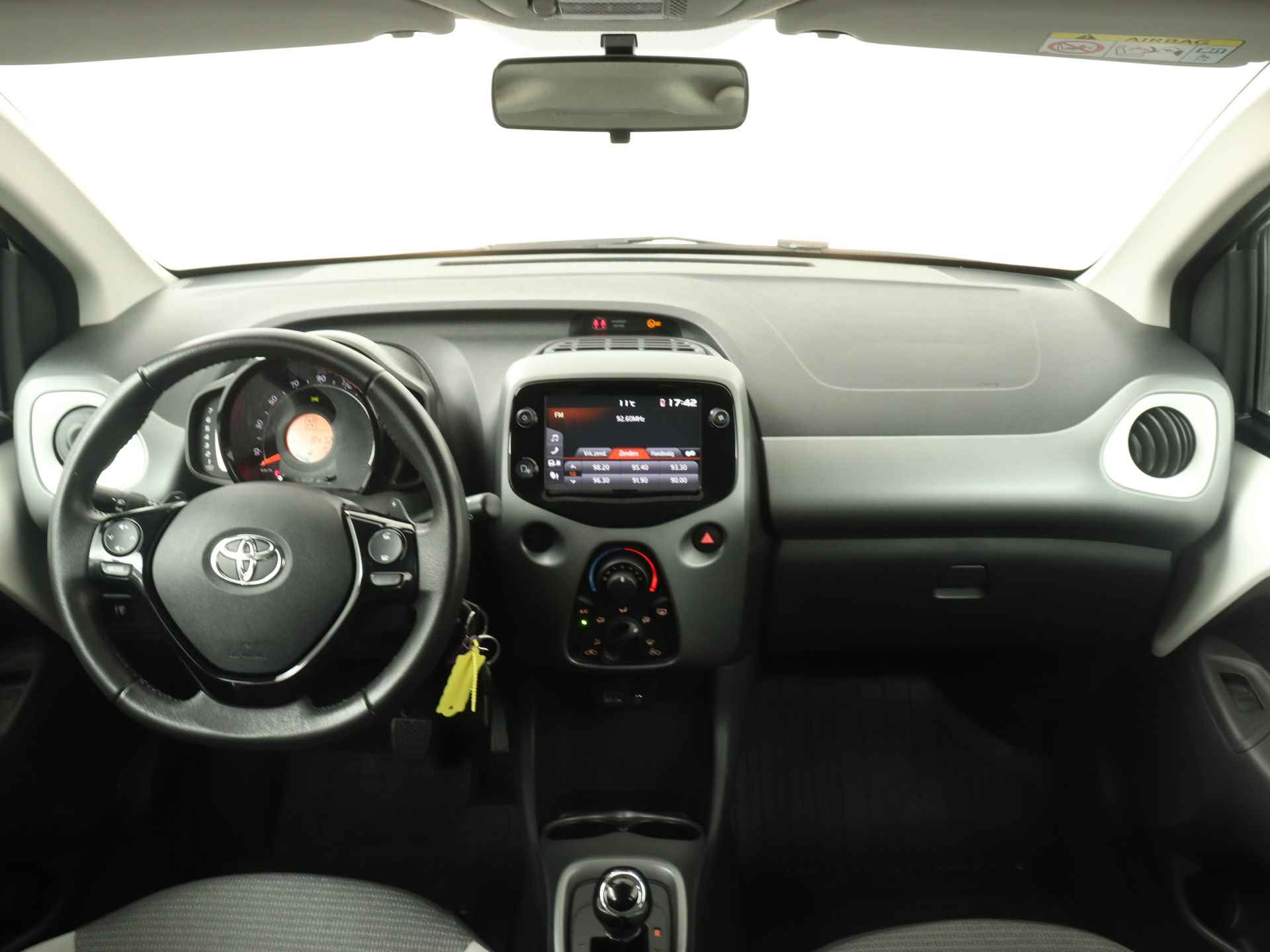 Toyota Aygo 1.0 X-Joy Limited | Airco | LM velgen | Camera | Apple Carplay/Android Auto | - 6/42