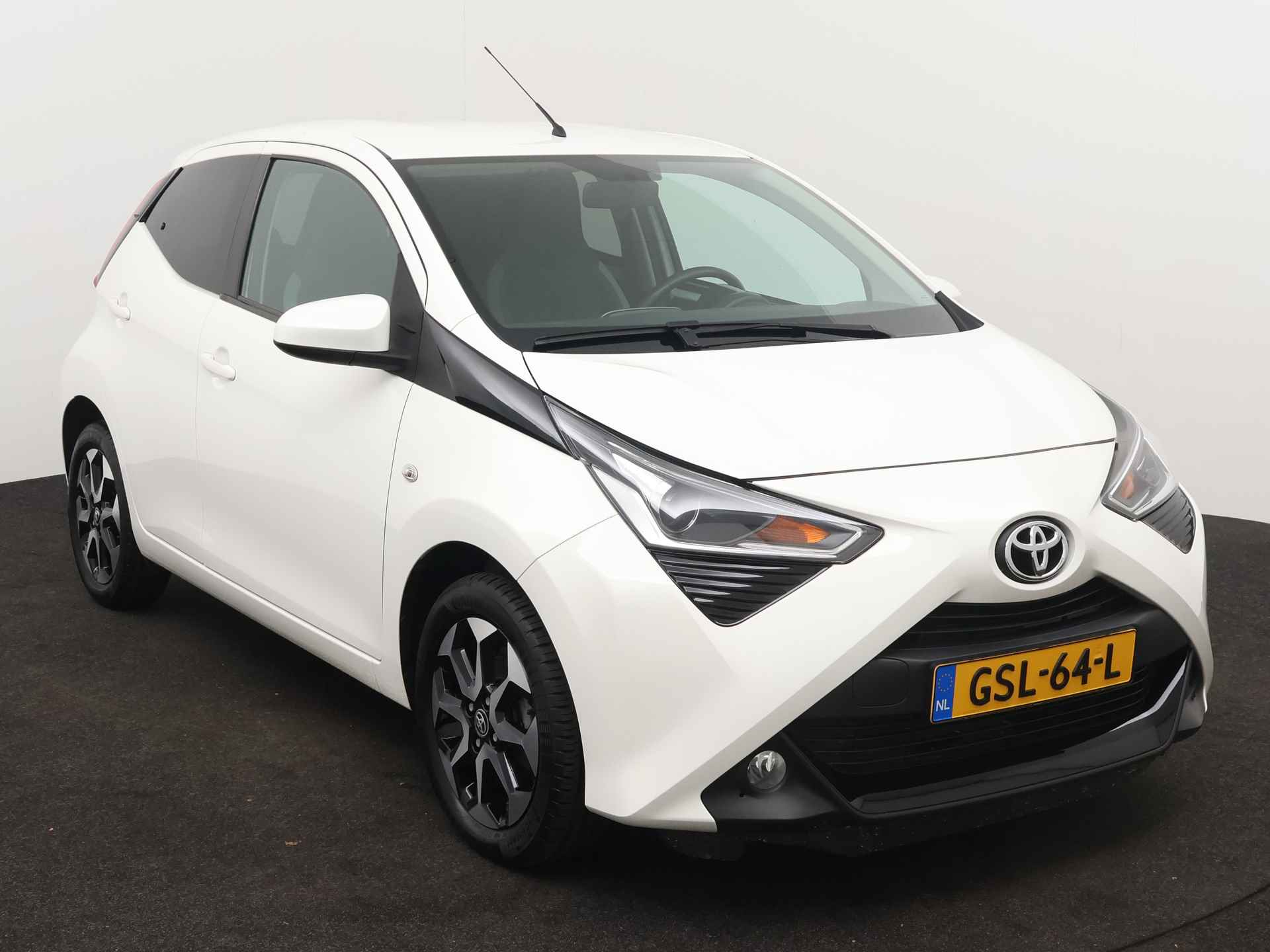 Toyota Aygo 1.0 X-Joy Limited | Airco | LM velgen | Camera | Apple Carplay/Android Auto | - 29/42