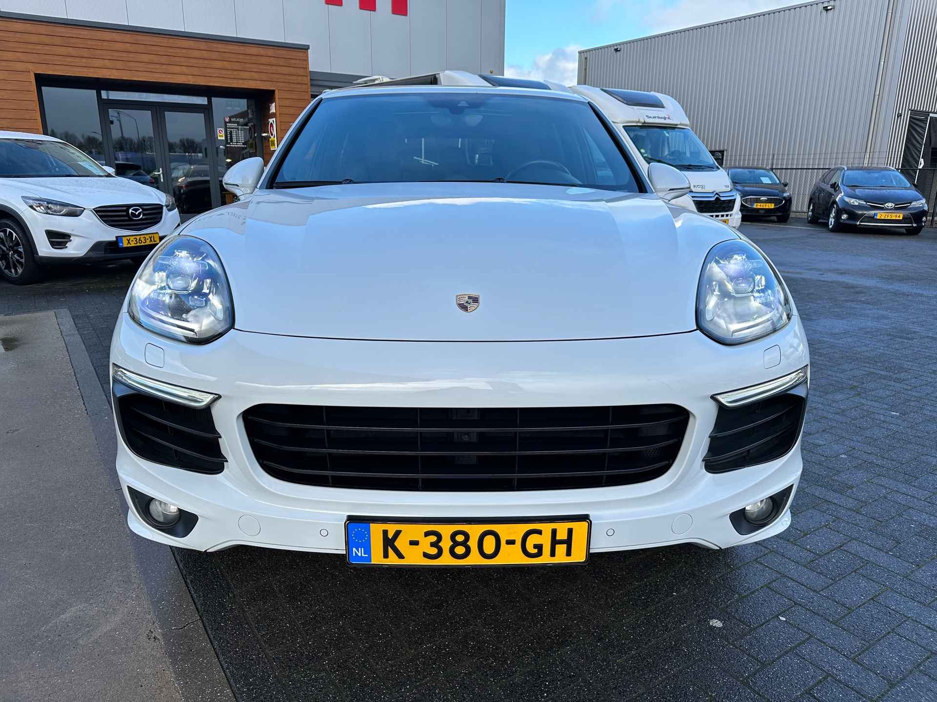 Porsche Cayenne 3.0 S E-Hybrid|Rijklaar|Sport Chrono|Pano|Bose|Luchtvering|Dealer Onderhouden - 22/45