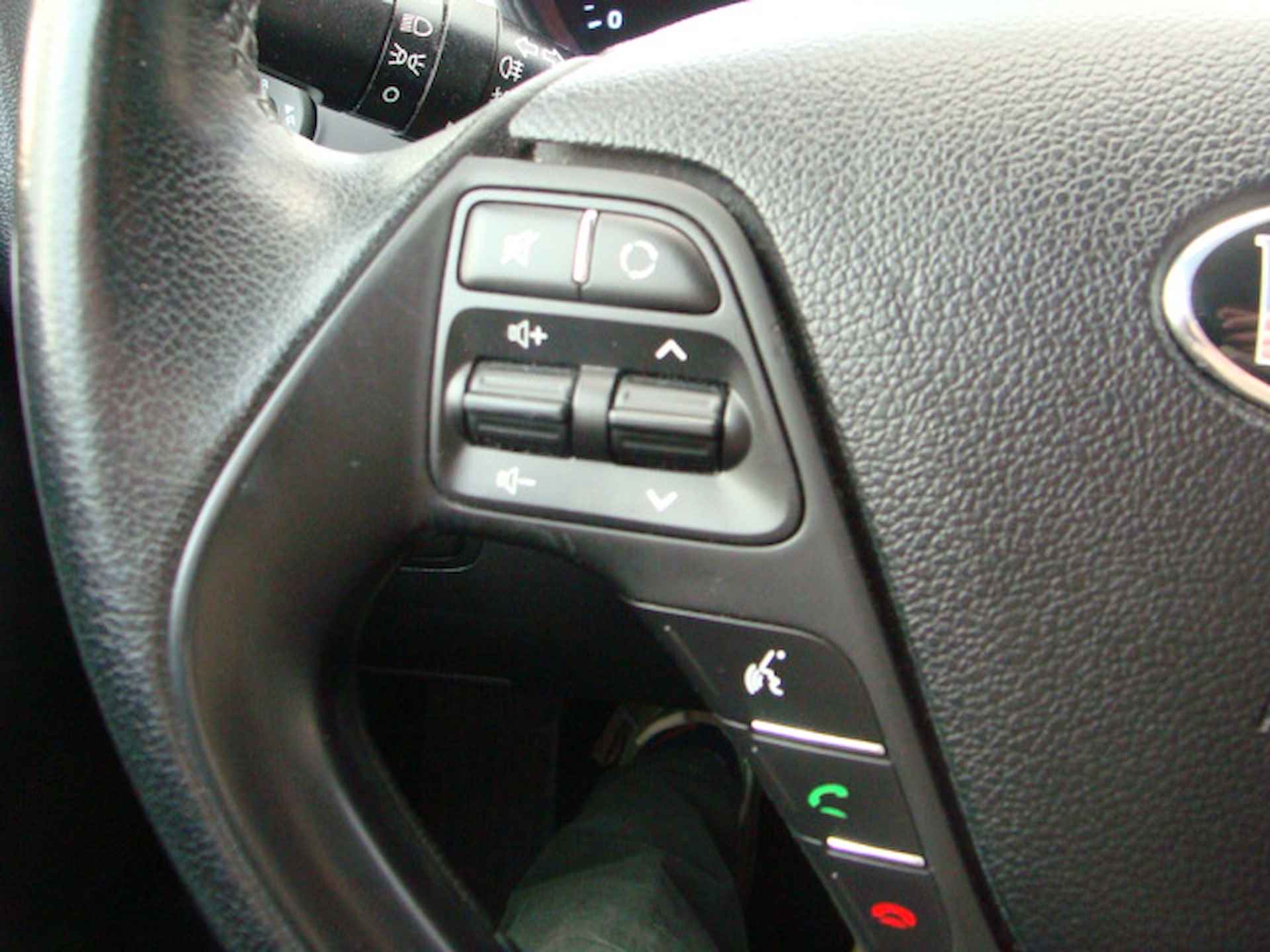 Kia Cee D 1.0 T-GDi  ComfortPlusLine Navigator - 20/27