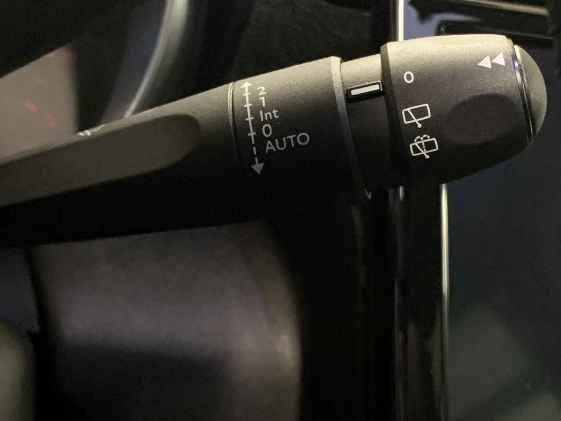 Citroen C3 Aircross 1.2 Turbo Shine Pack 130 PK | Elektrisch Dakraam | Navigatie | Achteruitrijcamera | Bluetooth | Apple Car/Android Auto - 26/39