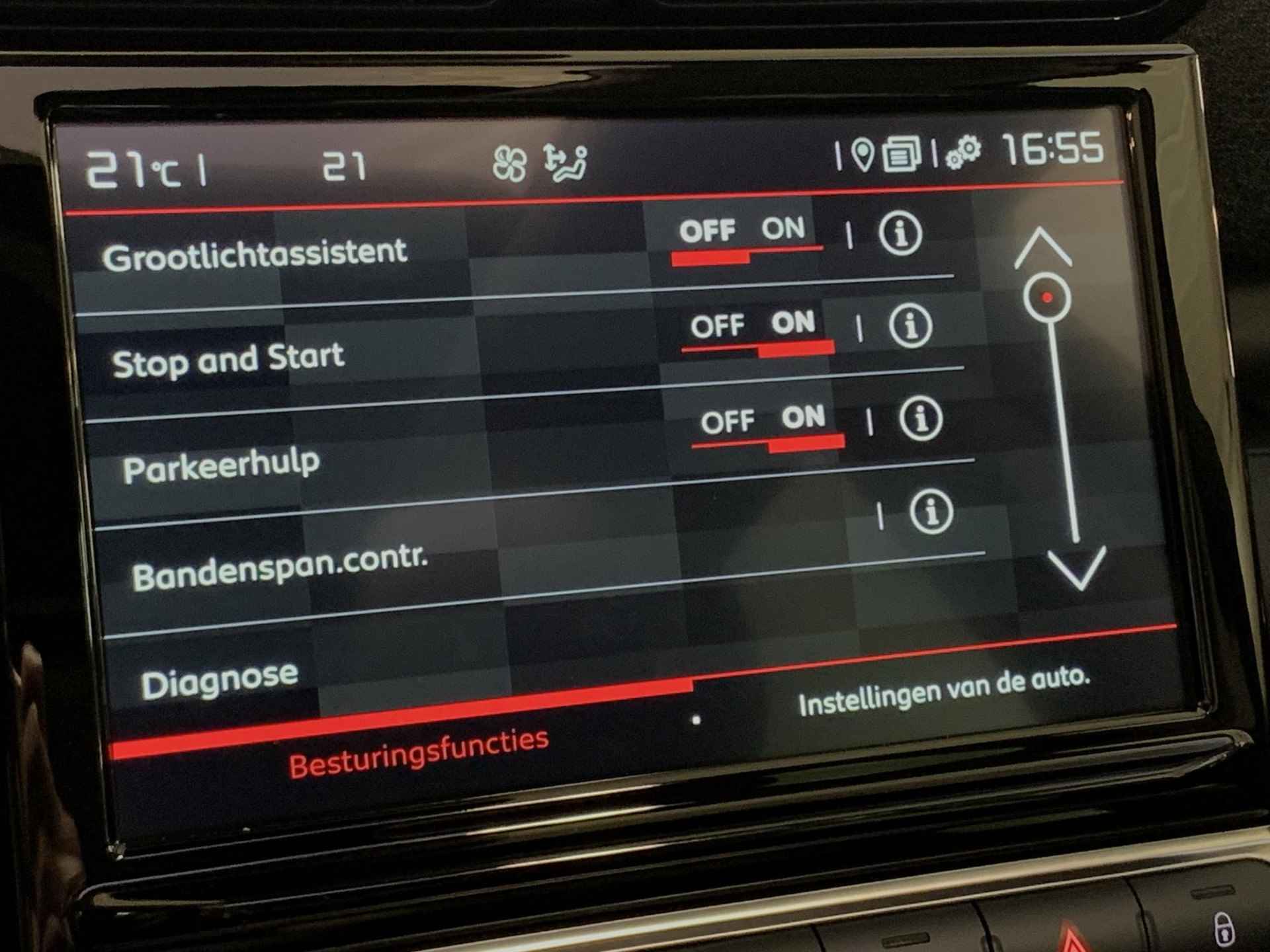 Citroen C3 Aircross 1.2 Turbo Shine Pack 130 PK | Elektrisch Dakraam | Navigatie | Achteruitrijcamera | Bluetooth | Apple Car/Android Auto - 35/39