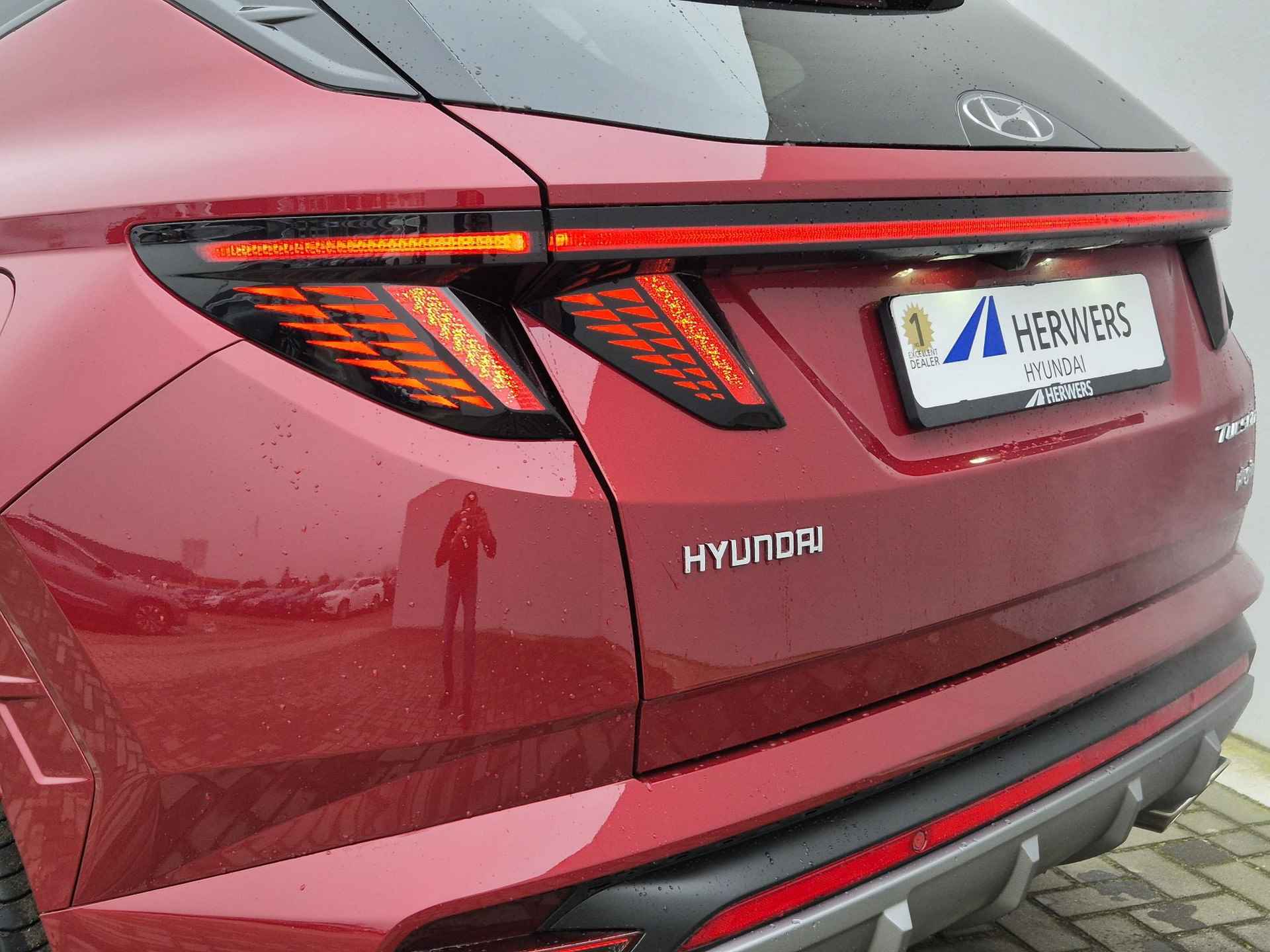 Hyundai Tucson 1.6 T-GDI PHEV plug-in N Line 4WD Automaat / dealer Onderhouden / Apple Carplay Android Auto / Adaptief cruise control / Elektrische bedienbare achterklep / Trekgewicht 1350 Kg / - 42/55