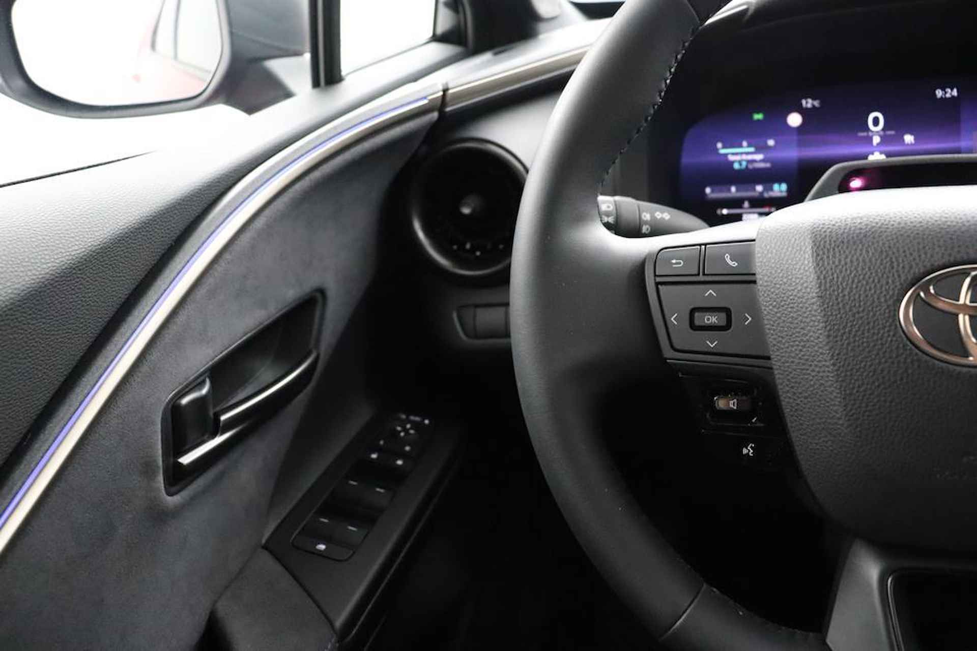 Toyota C-HR 1.8 Hybrid Executive | Adaptive Cruise Control | Navigatie | Apple carplay | Android Auto | - 19/59