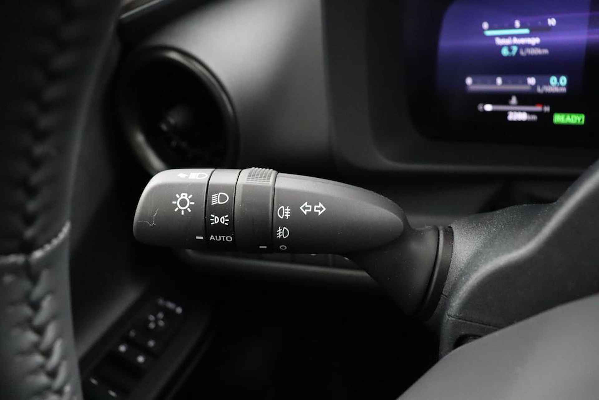Toyota C-HR 1.8 Hybrid Executive | Adaptive Cruise Control | Navigatie | Apple carplay | Android Auto | - 30/59