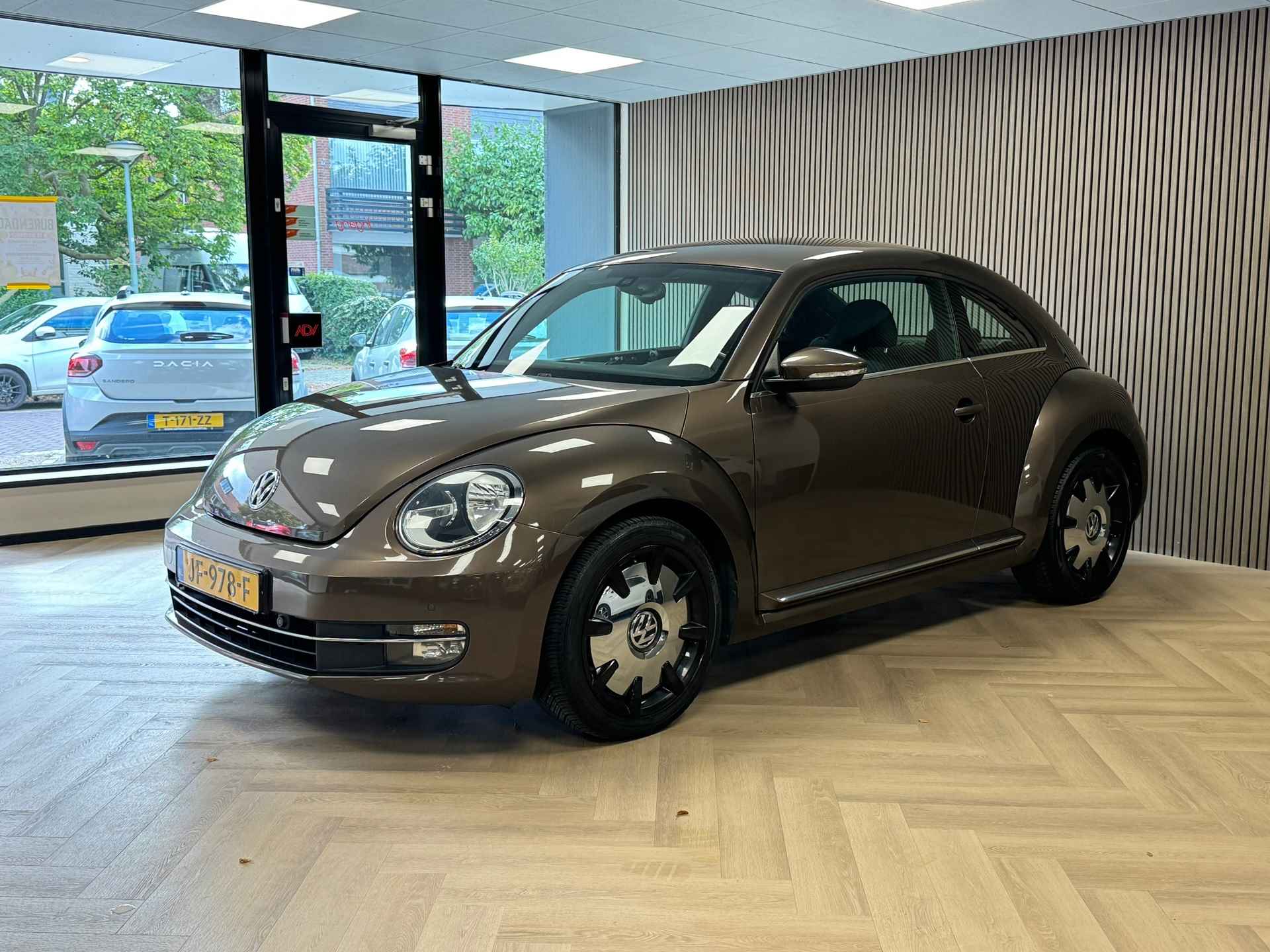 Volkswagen Beetle 1.2 TSI Design AIRCO CRUISE PDC NAVIGATIE BLUETOOTH - 3/36