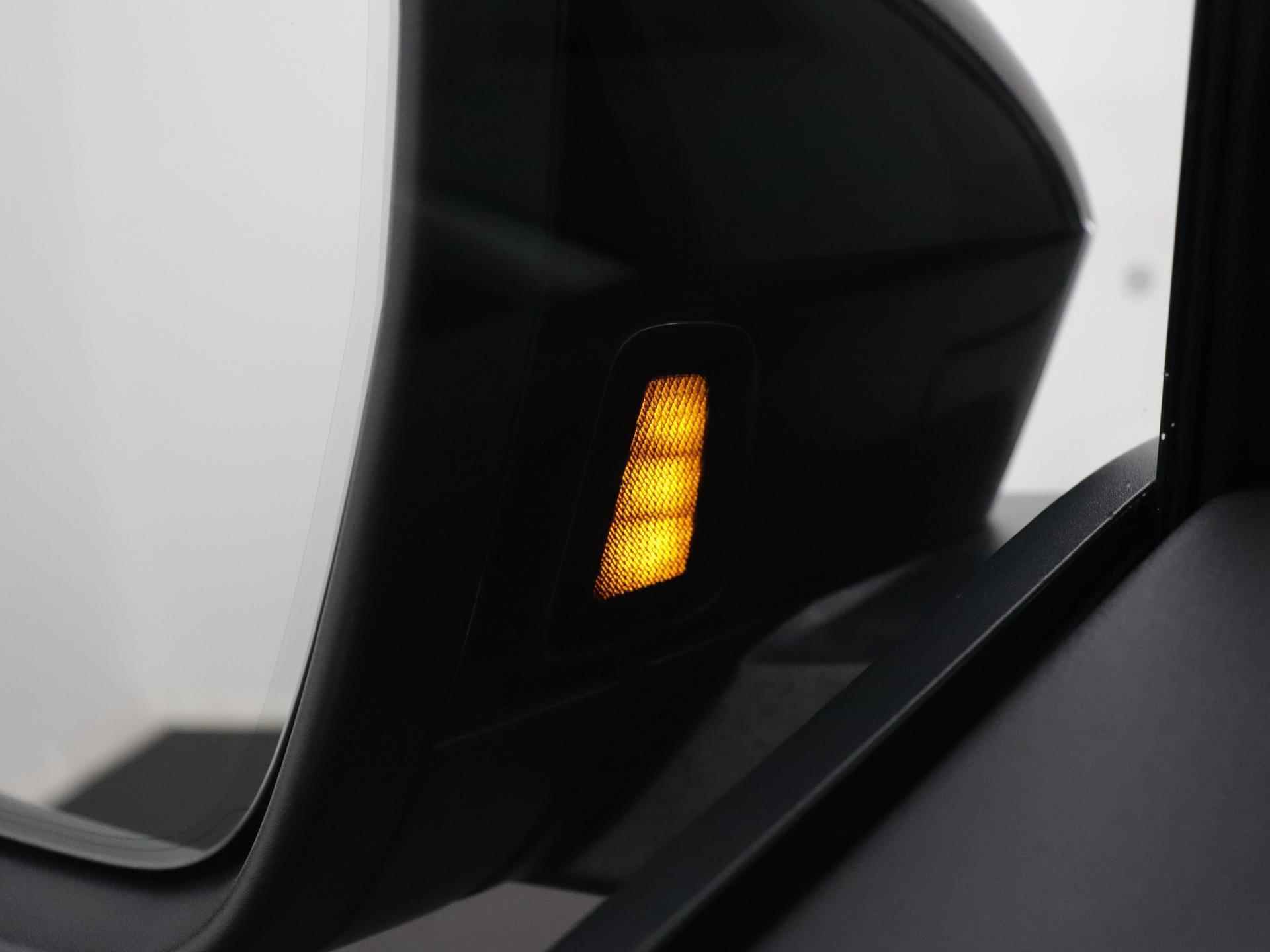 Audi Q4 Sportback e-tron 40 Advanced edition 77 kWh | Virtual cockpit | Navigatie | LED  | Leder | Parkeersensoren | Panoramadak | Stoelverwarming | Lichtmetalen velgen | Cruise control | Elektrische kofferklep | - 9/22