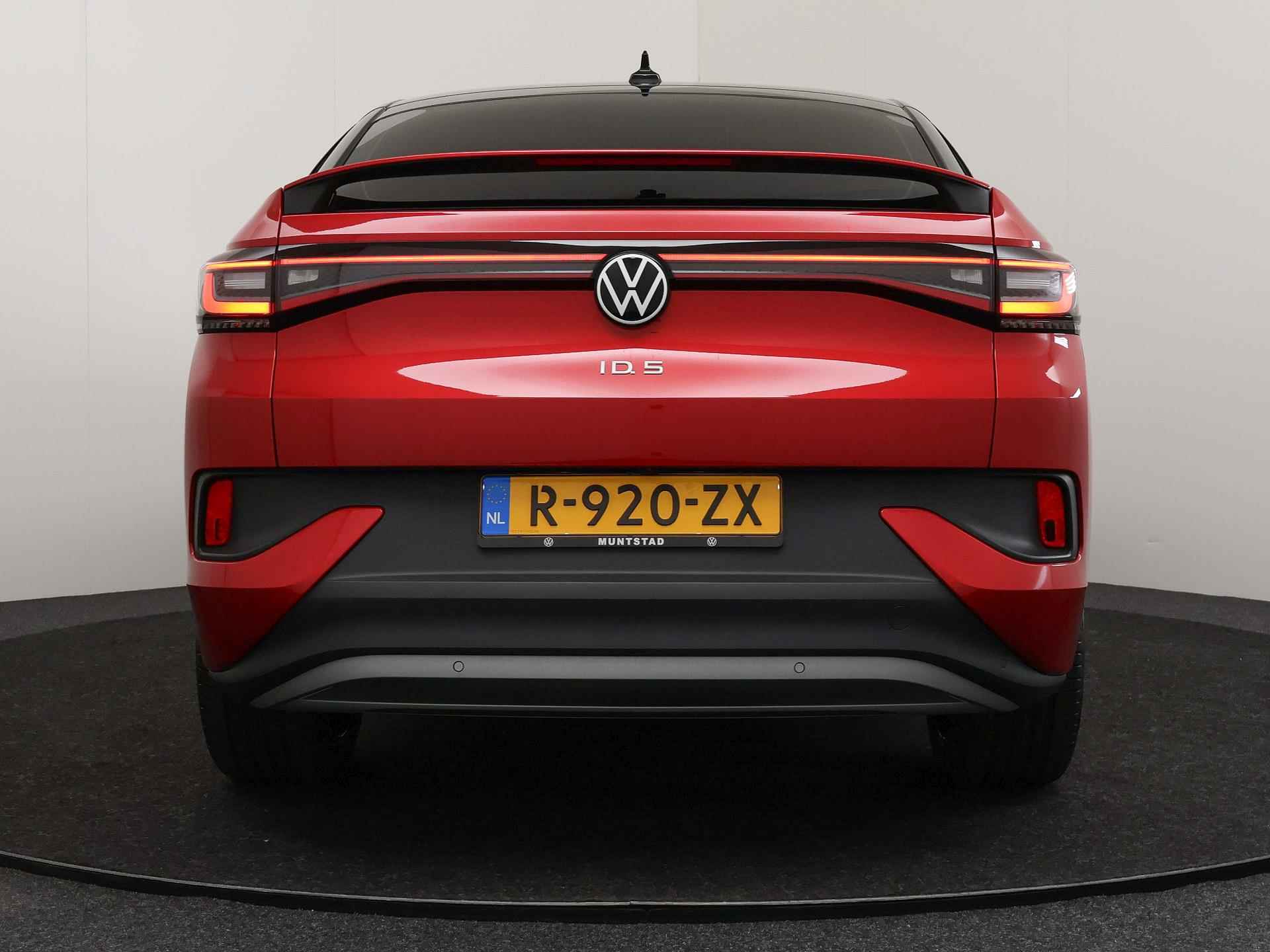 Volkswagen ID.5 204PK Pro 77 kWh | Incl. BTW | 520KM | Navigatie | Camera | Keyless | 21" LM | Style Interieur | Stuur- & Stoelverwarming | Getint Glas | - 9/46