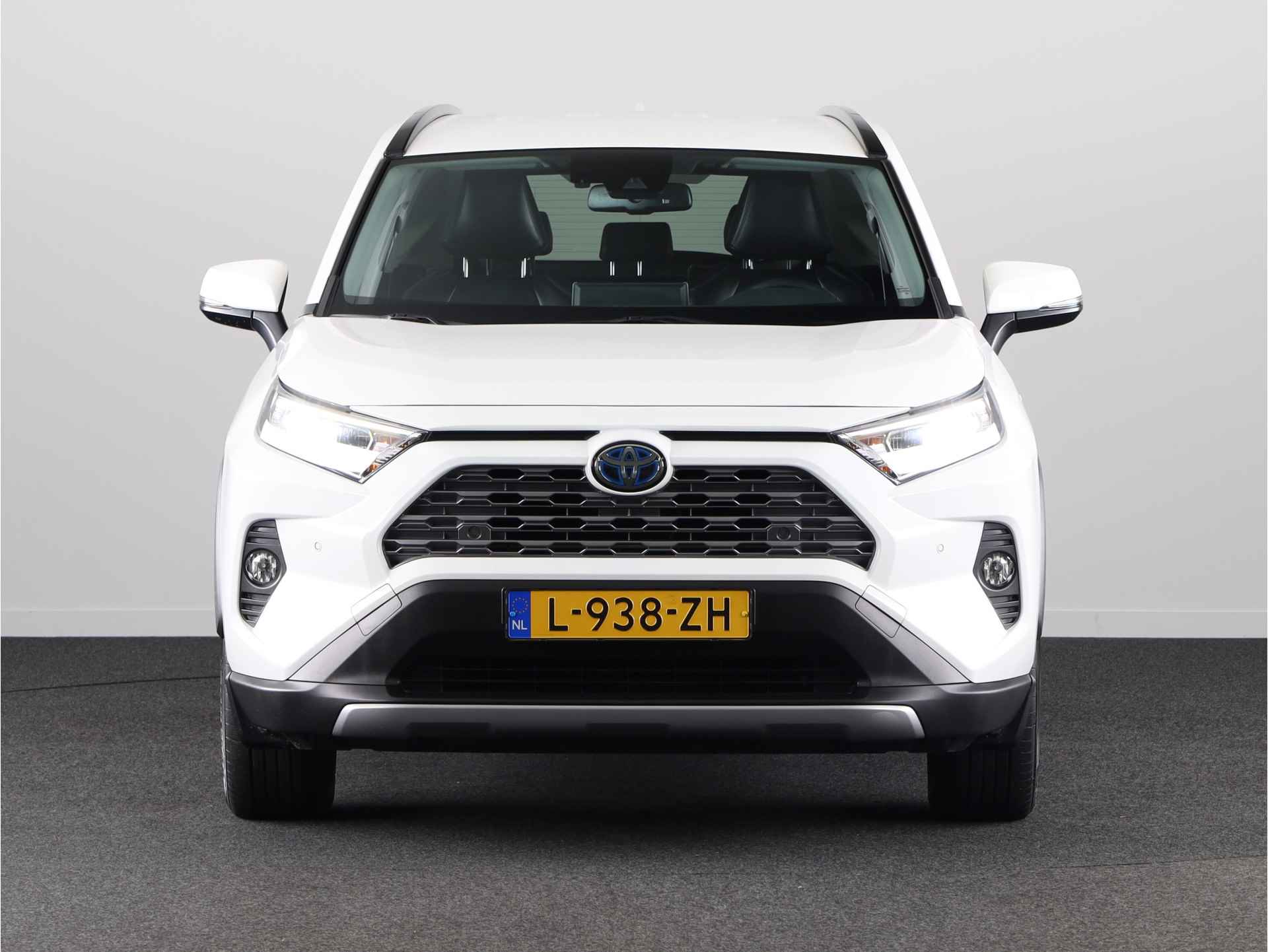 Toyota RAV4 2.5 Hybrid Dynamic Plus | Lederen bekleding | Trekhaak | Parkeersensoren | Apple Carplay/Android Auto | - 17/36