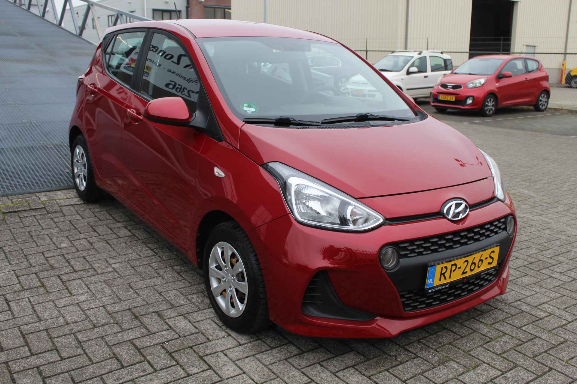 Hyundai i10 1.0i Comfort Airco/Cruise Control/Elektrische Ramen. - 5/17