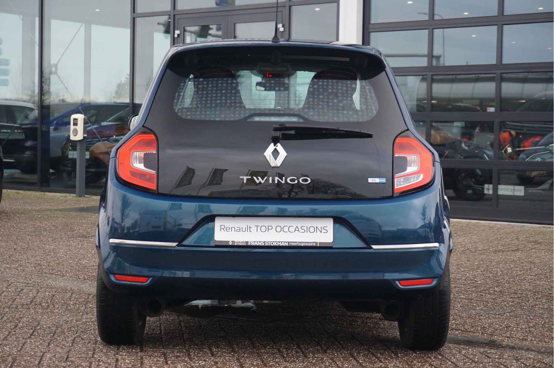 Renault Twingo Z.E. R80 Intens - 10/19