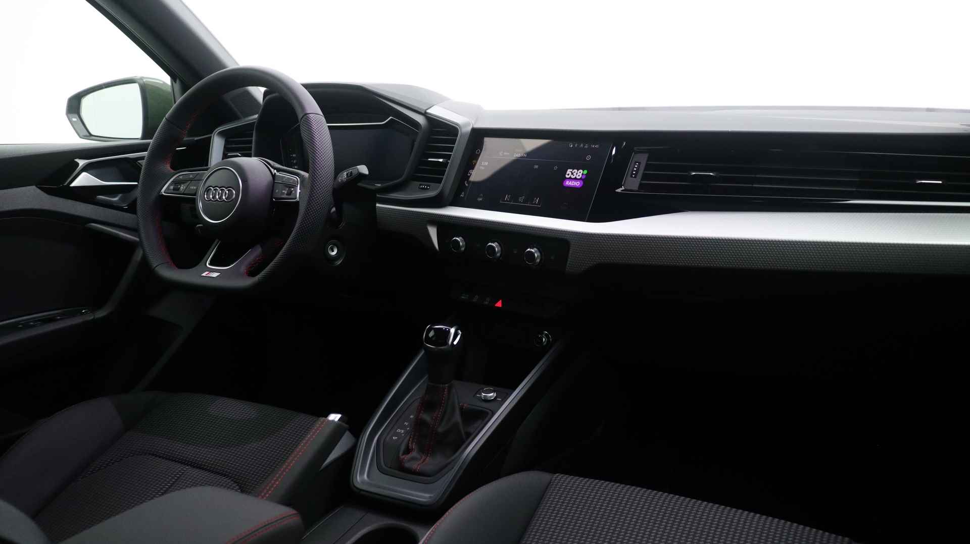 Audi A1 Sportback S Edition 30 TFSI S-tronic 110 pk | 18" LM | Zwart optiek plus | LED | Adaptief onderstel | - 15/30