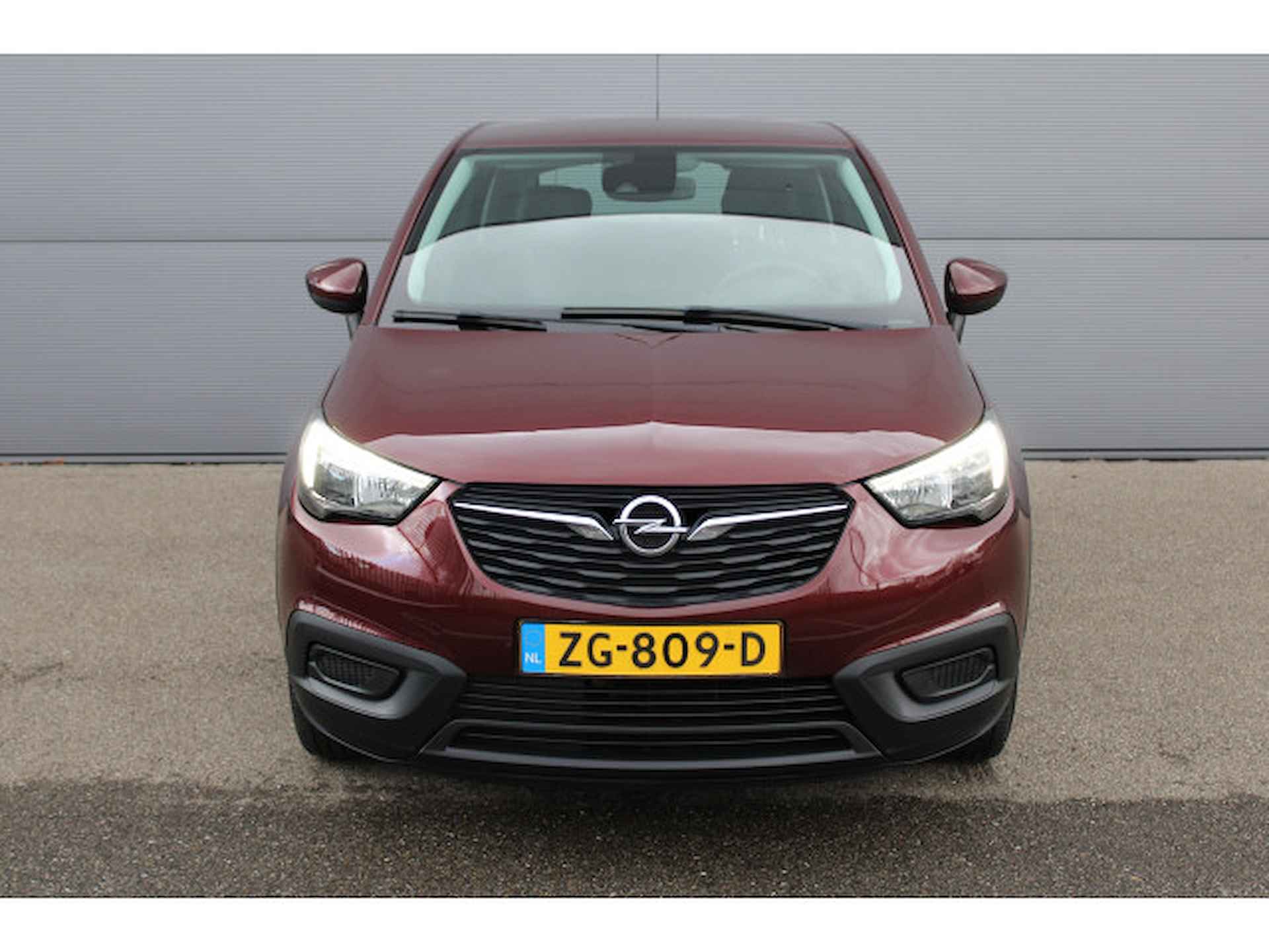 Opel Crossland X 1.2 Edition NAVI - 2/26