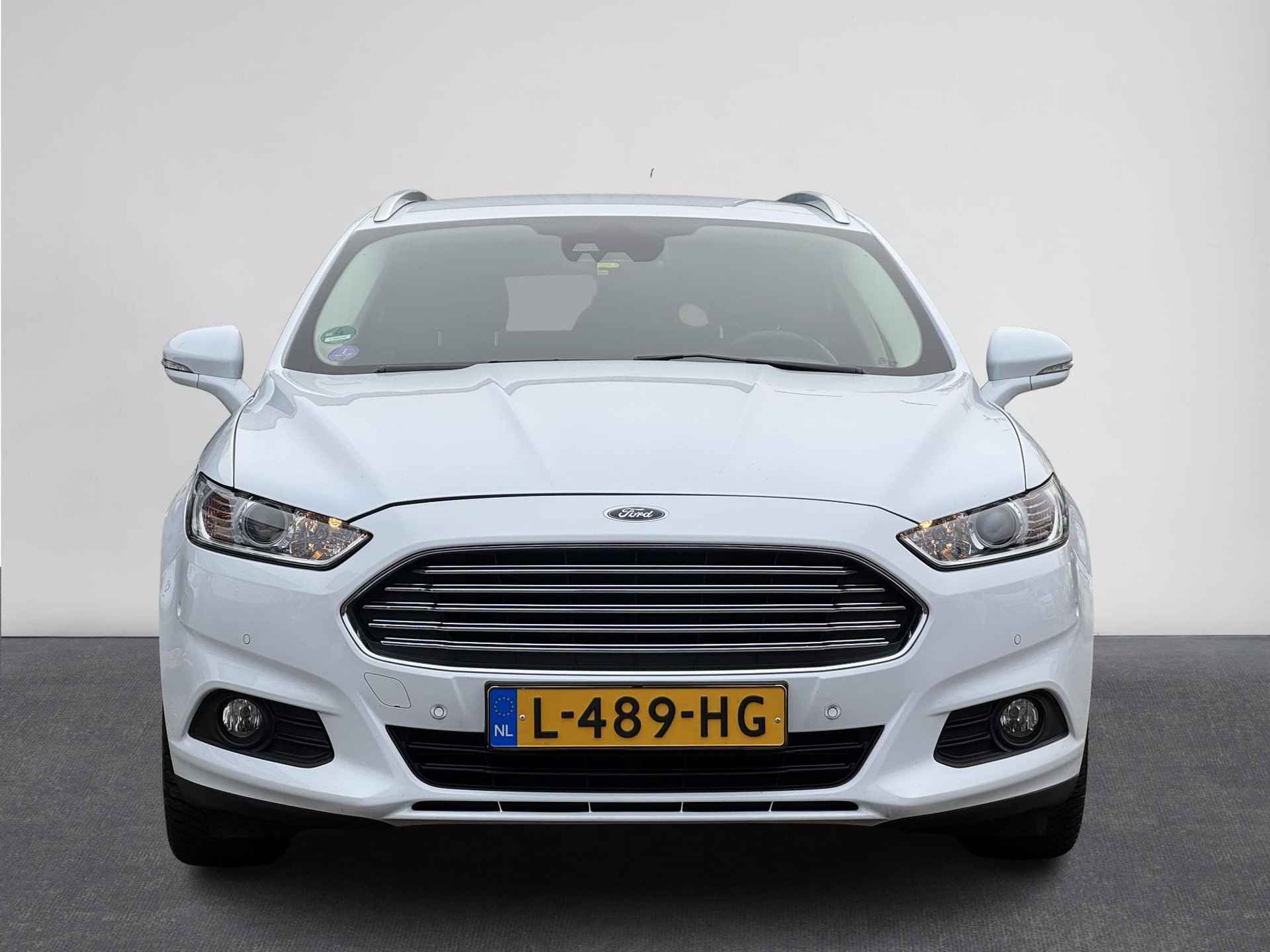 Ford Mondeo Wagon 1.5 Titanium | Automaat | ACC | Verwarmde vooruit | Navi | Camera | LM velgen | ( Vestiging - Nieuwegein ) - 4/31