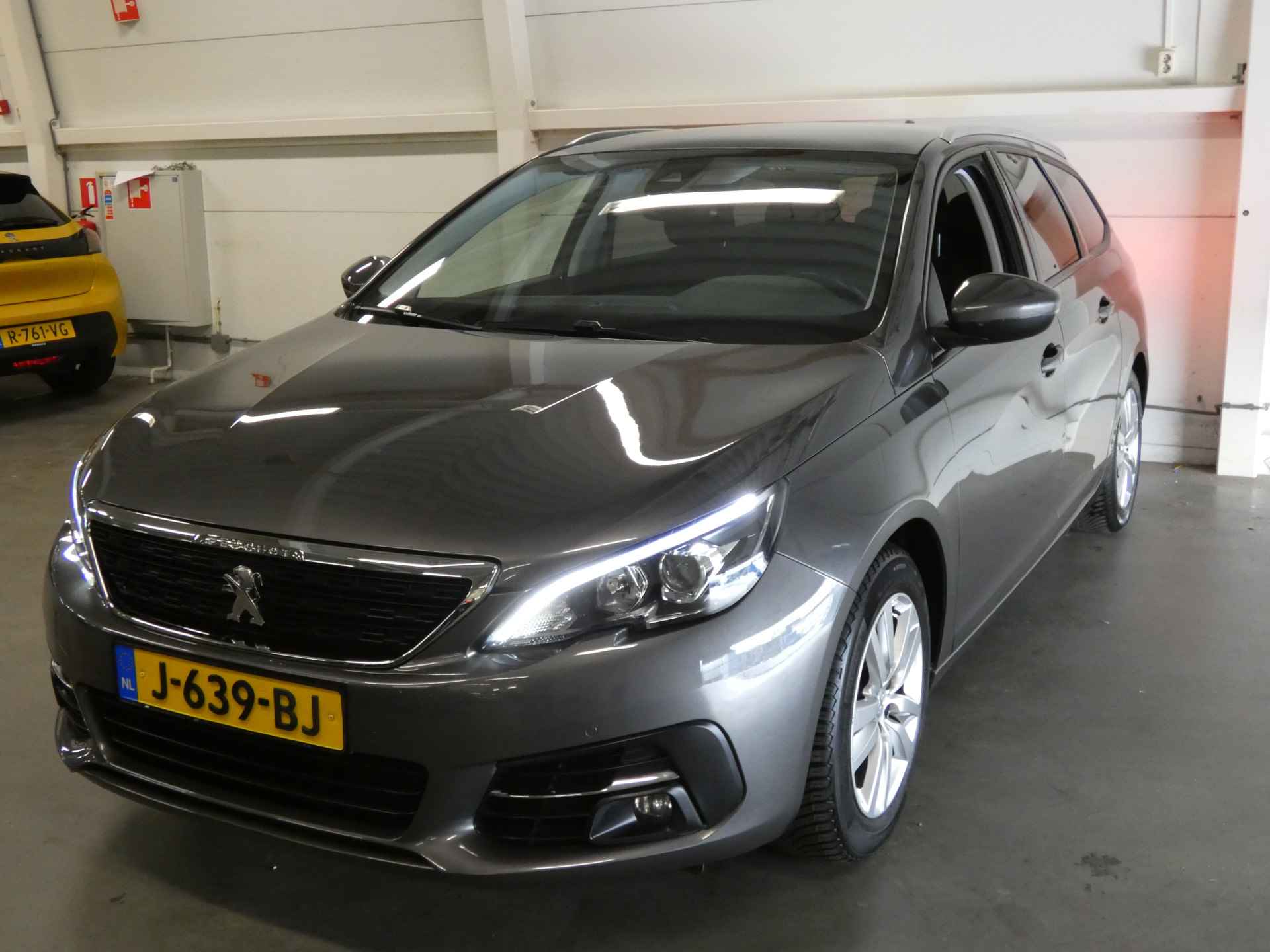 Peugeot 308 SW 1.2 PureTech Blue Lease Executive | Trekhaak | Panoramadak | Navigatie - 13/51