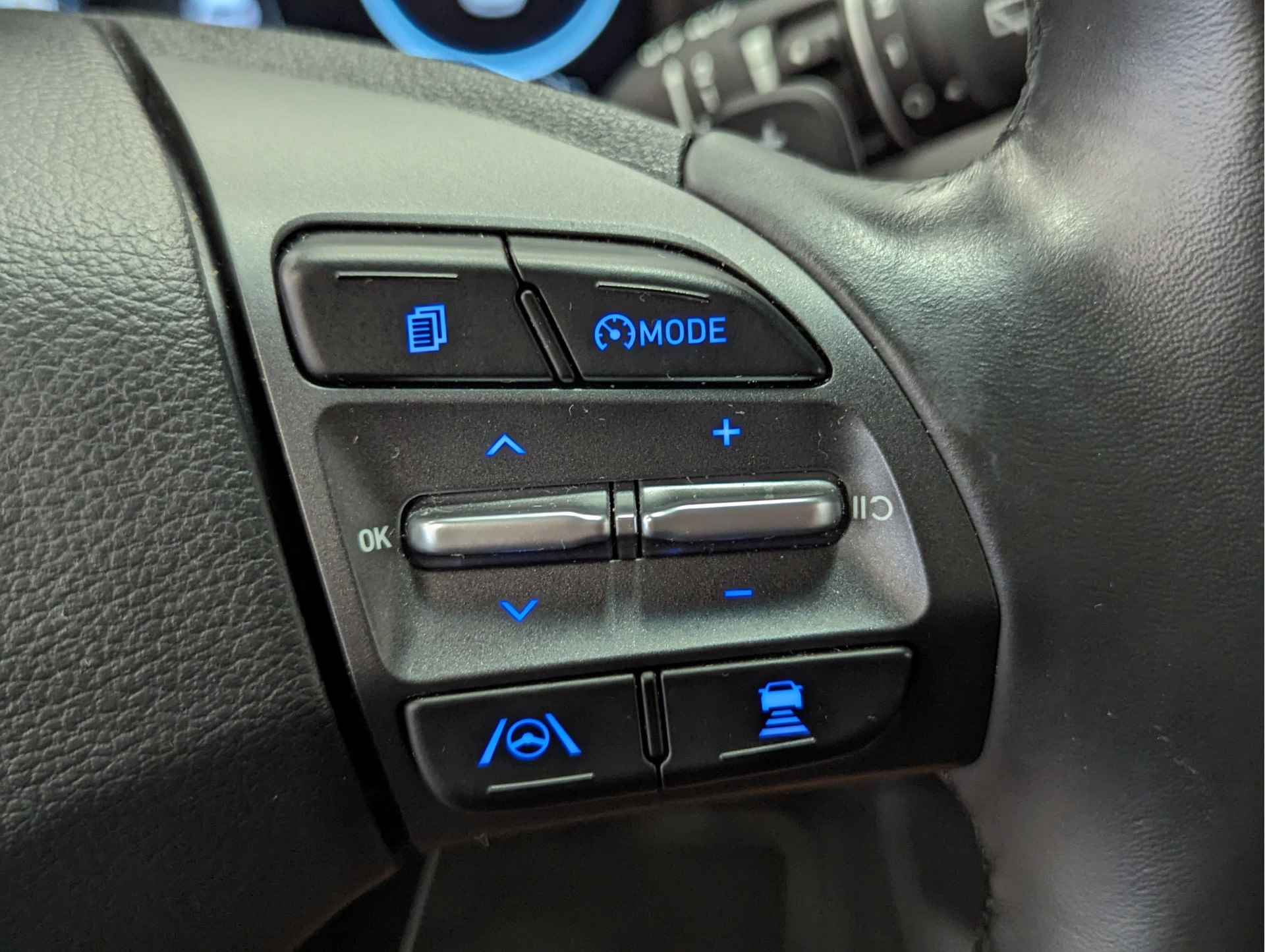 Hyundai KONA 1.6 GDI HEV Premium LEDER | LED | KEYLESS | ZEER COMPLETE SUV - 25/46