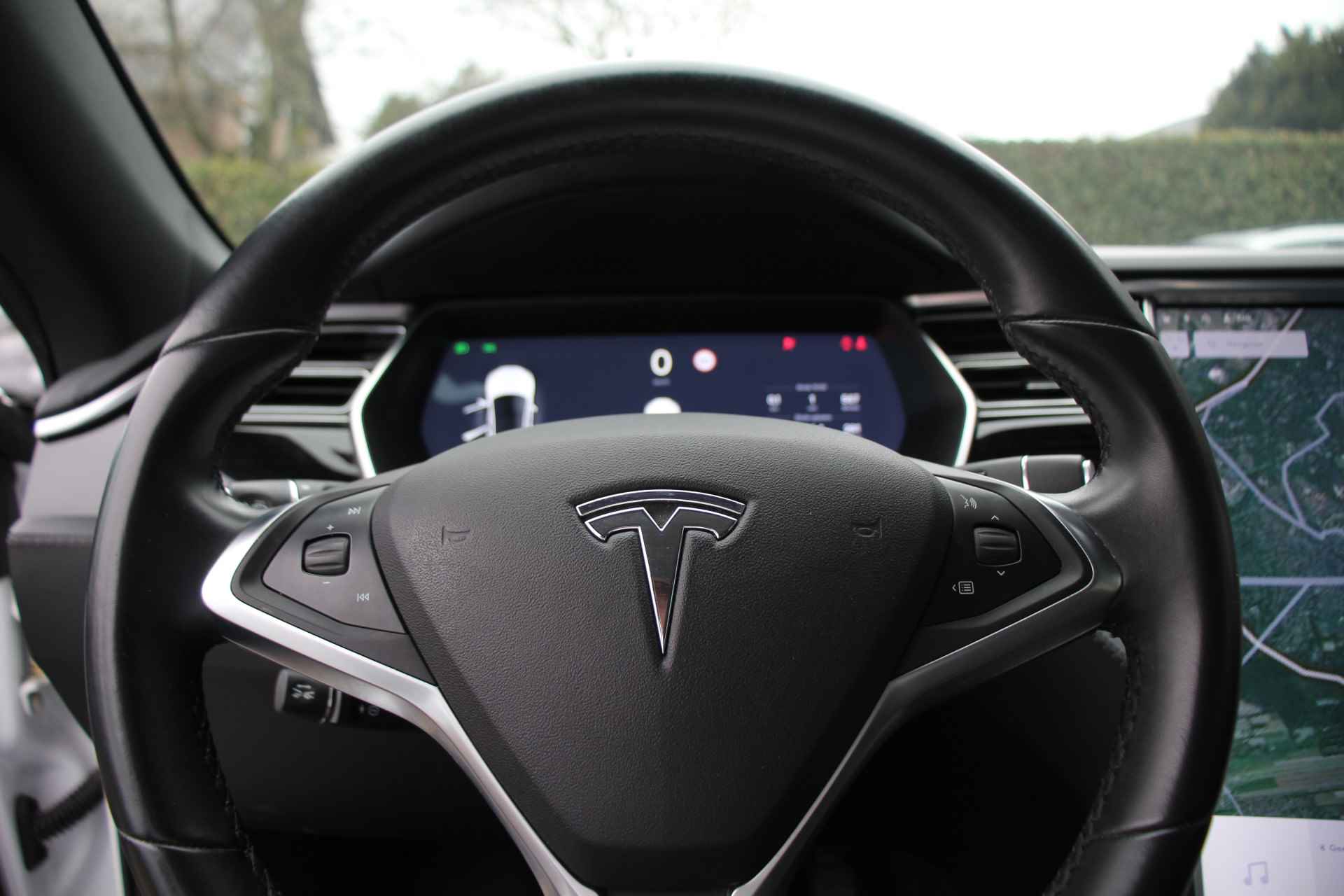 Tesla Model S 75 | INCL. BTW! | NL-AUTO! | 1E EIGENAAR! | PANODAK | AUTOPILOT | LUCHTVERING | LEDER/STOF | ZEER NETJES!! - 45/60