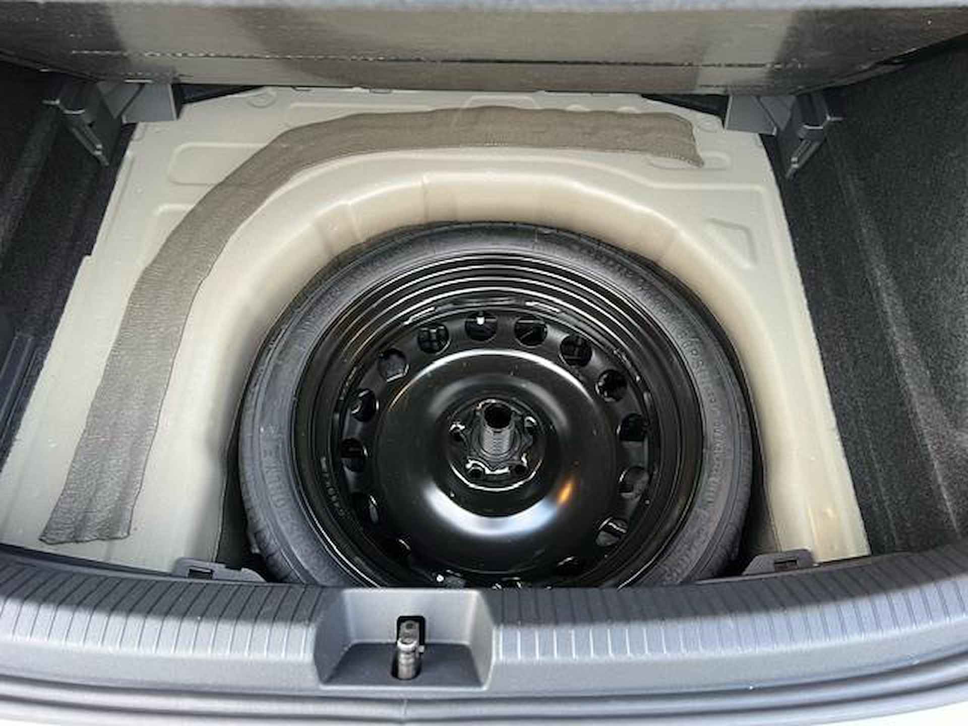 Volkswagen Taigo 1.0 TSI 110PK R-Line *Carplay*DigitalCockpit - 28/31