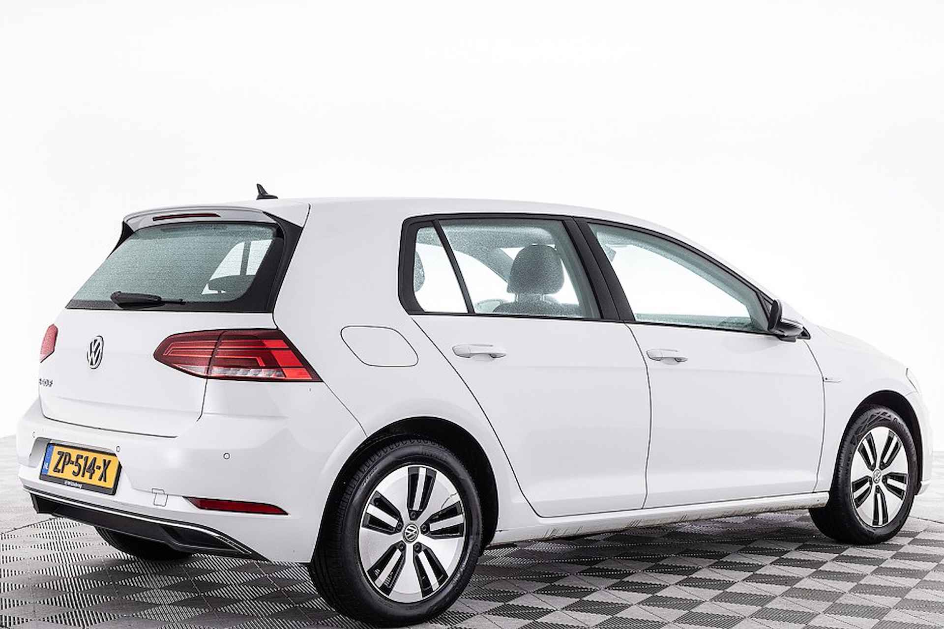 Volkswagen e-Golf | Full LED | NAVI | ECC ✅ 1e Eigenaar . - 18/23