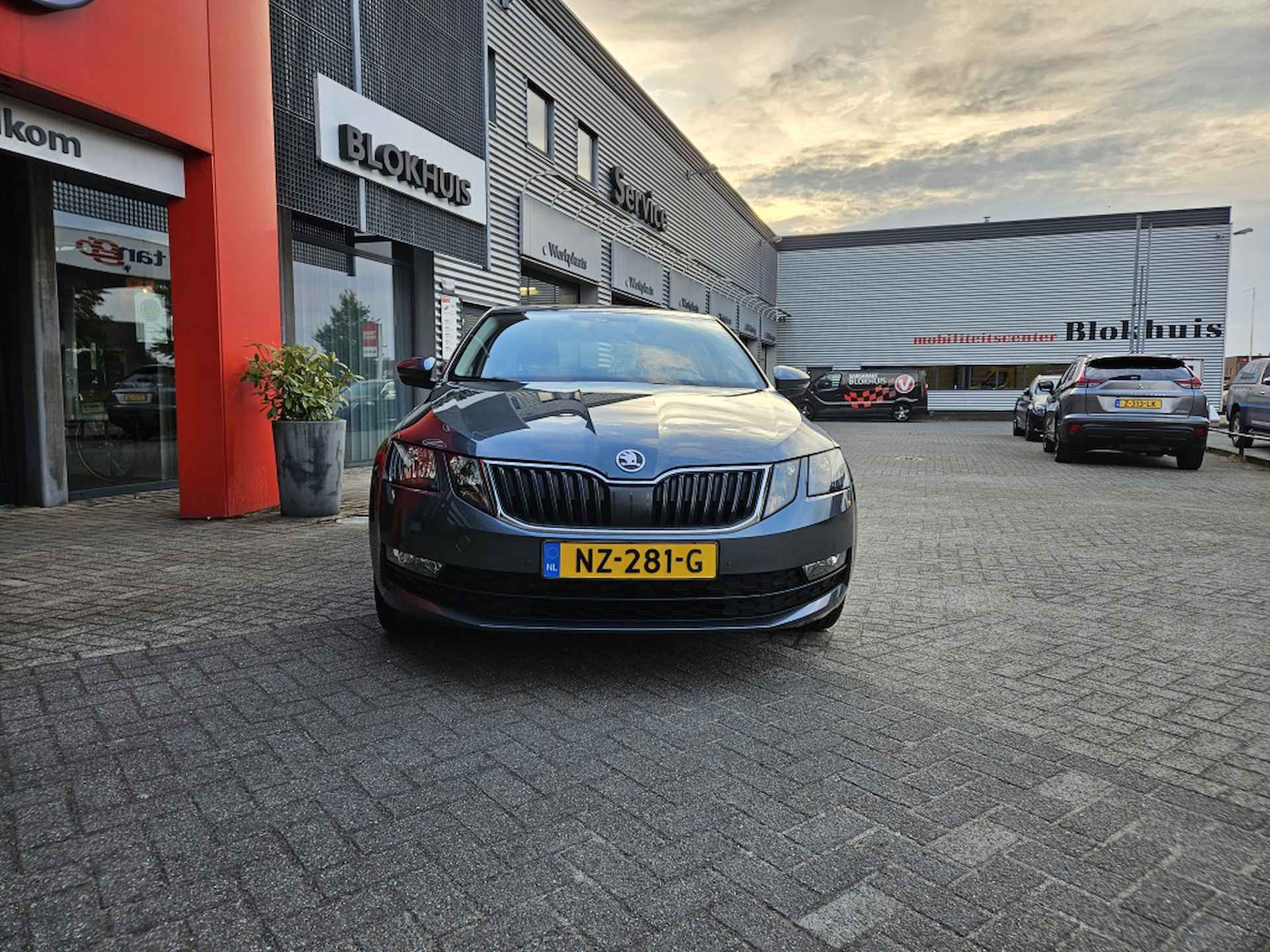 Skoda Octavia 1.0 TSI Grt Amb. Bns - 3/25