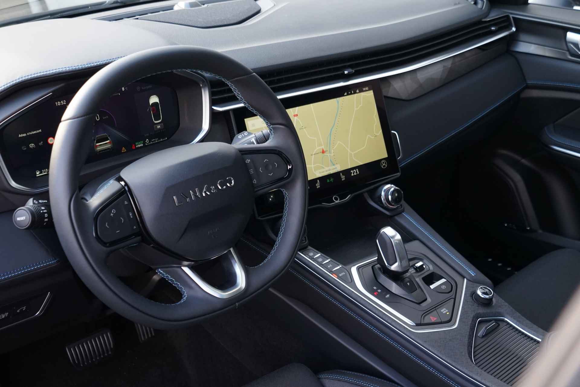 Lynk & Co 01 1.5 Plug-in Hybrid 262 Pk I Modeljaar 2023 I Panoramadak I 75 km Elektrisch I 360 Camera I Infinity Audio I Full Map Navi I Carplay I 20 inch. LMV l 1e eigenaar - 32/63