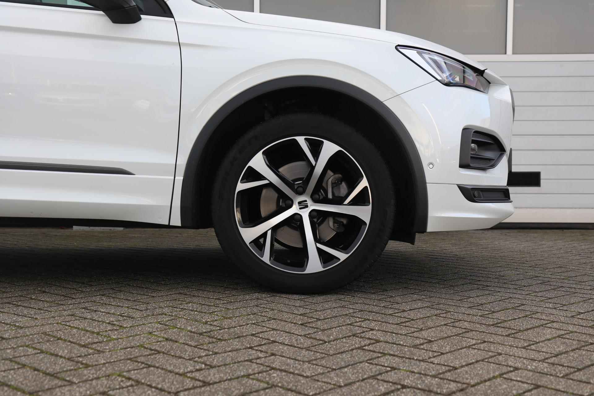 SEAT Tarraco 1.4 e-Hybrid 245pk DSG FR | Panoramadak | Trekhaak | Achteruitrijcamera | Elektrische Achterklep - 14/51