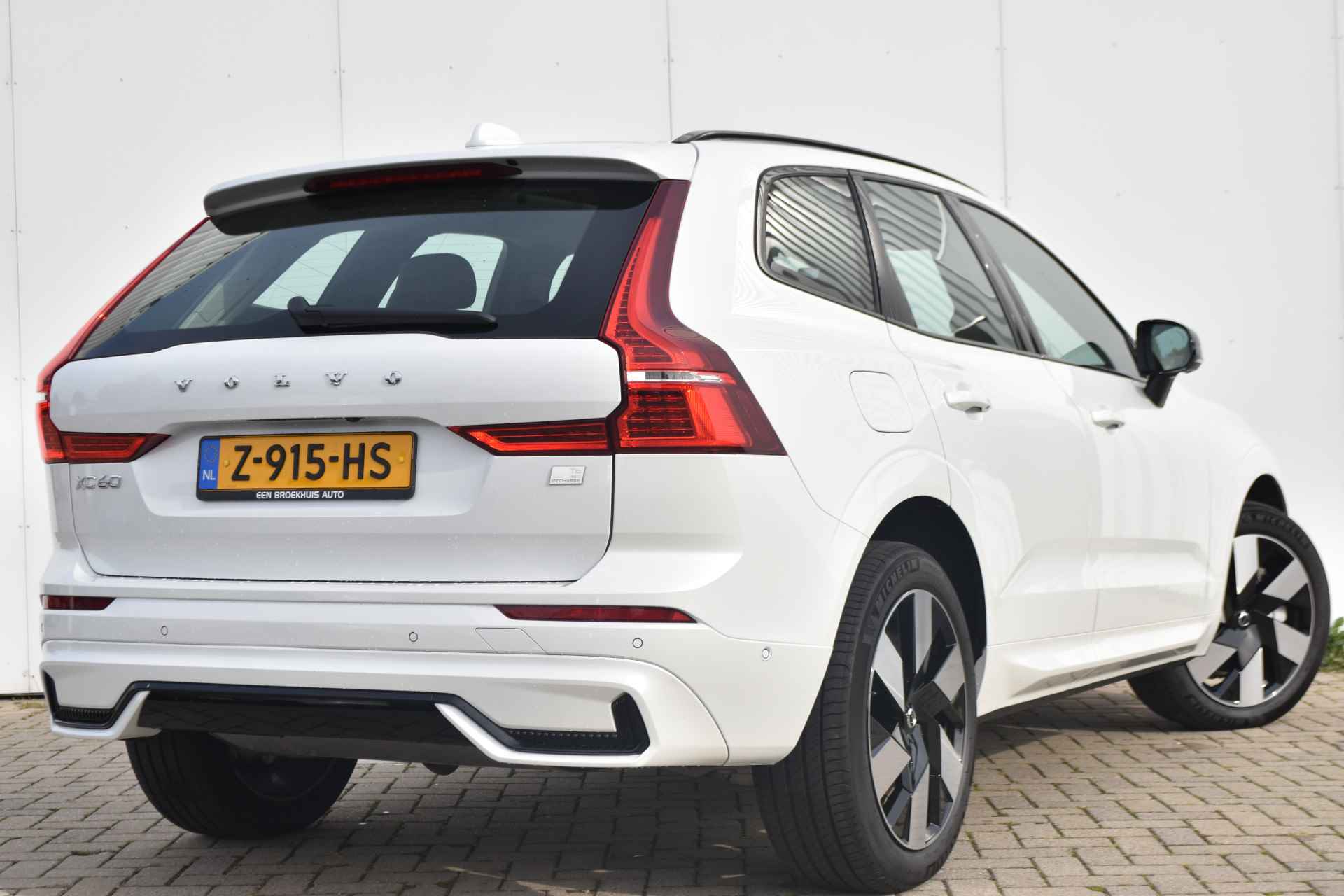 Volvo XC60 Recharge T6 AWD Ultimate Dark #CrystalWhite #LageKM! - 7/40